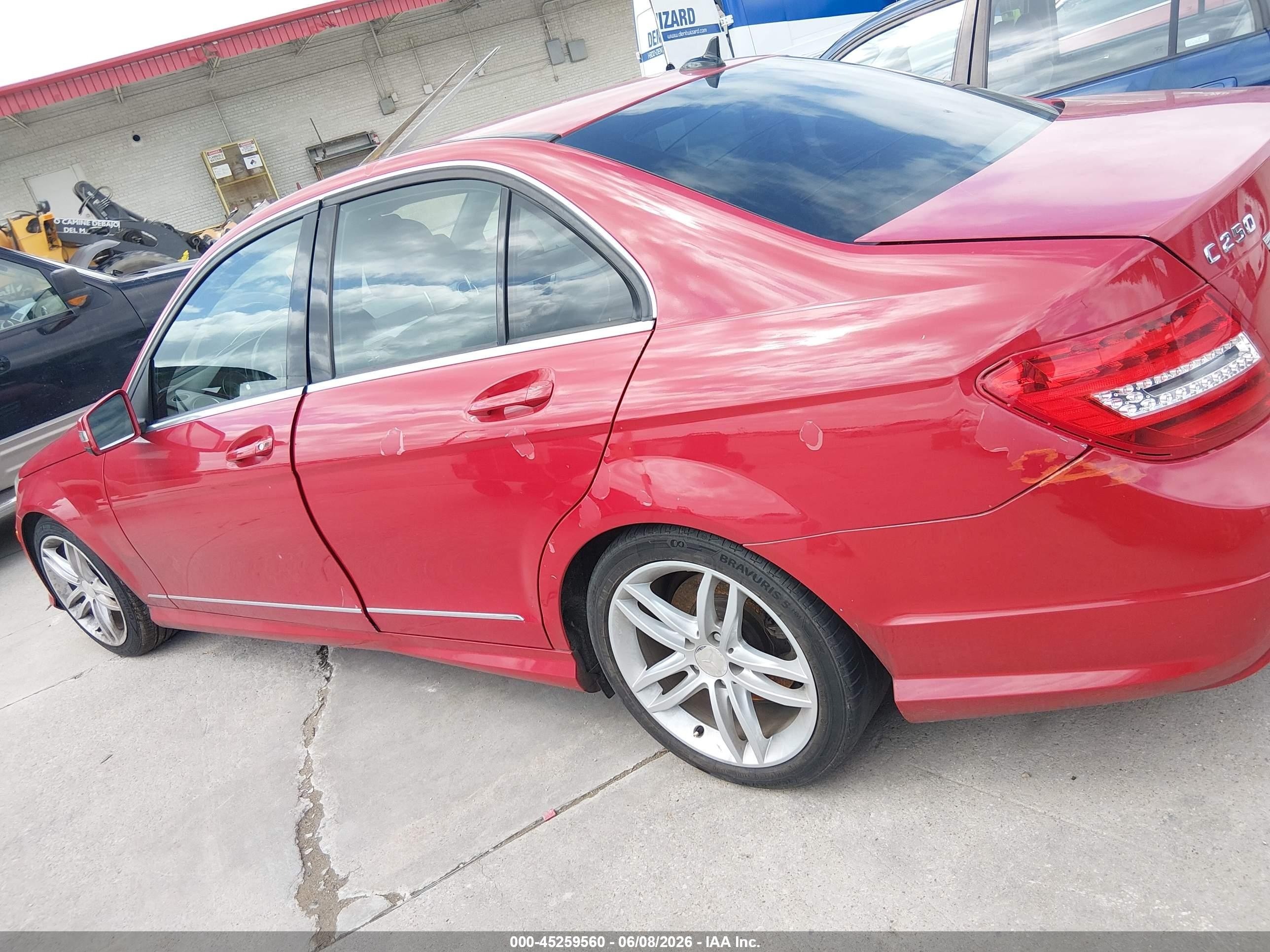 2013 Mercedes-benz C 250 Sport Red vin: WDDGF4HB7DA808345