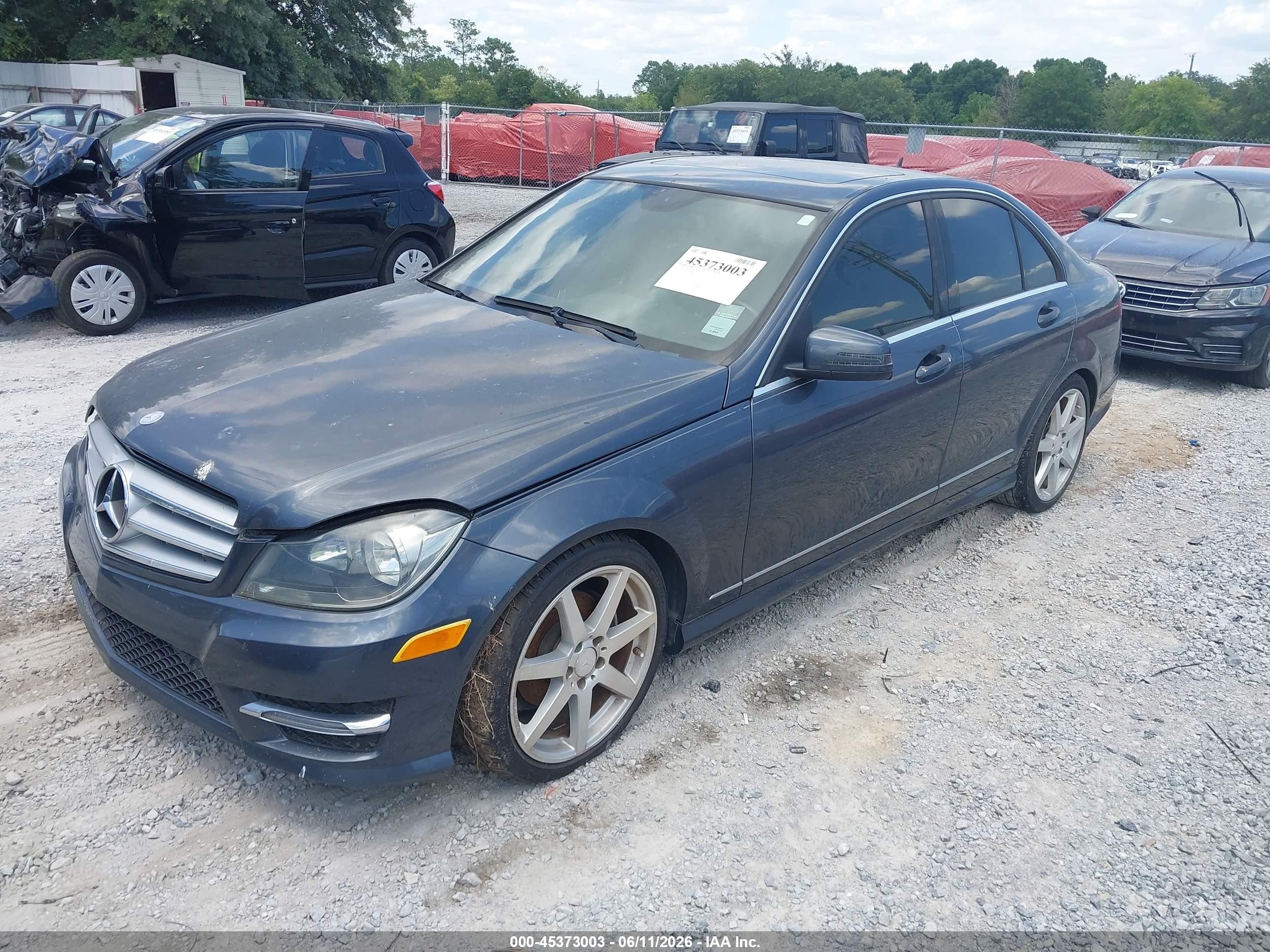 2013 Mercedes-benz C 250 Sport Blue vin: WDDGF4HB7DA808846