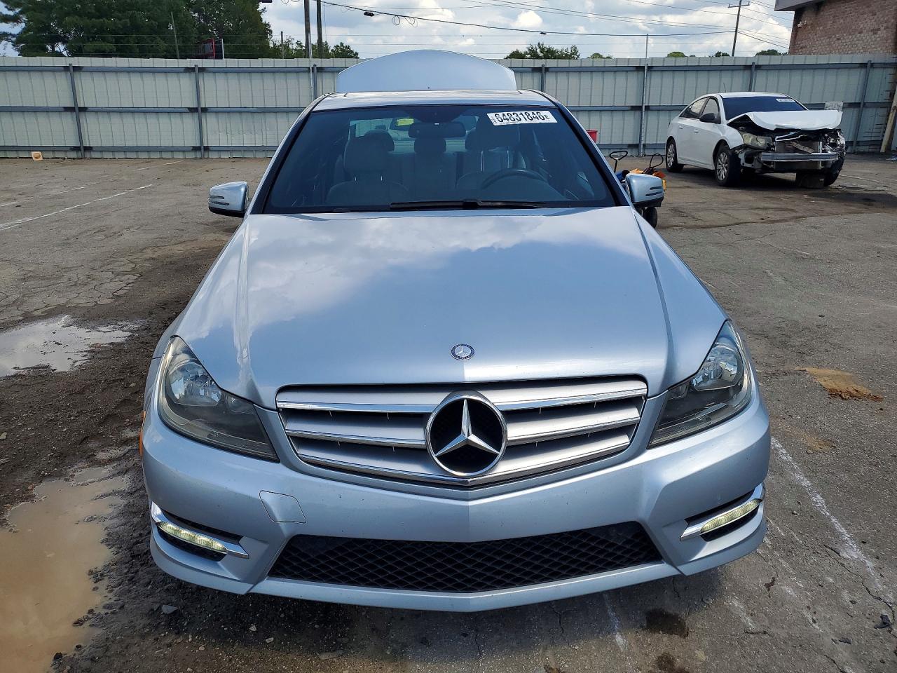 2013 Mercedes-benz C 250 Silver vin: WDDGF4HB7DA829566