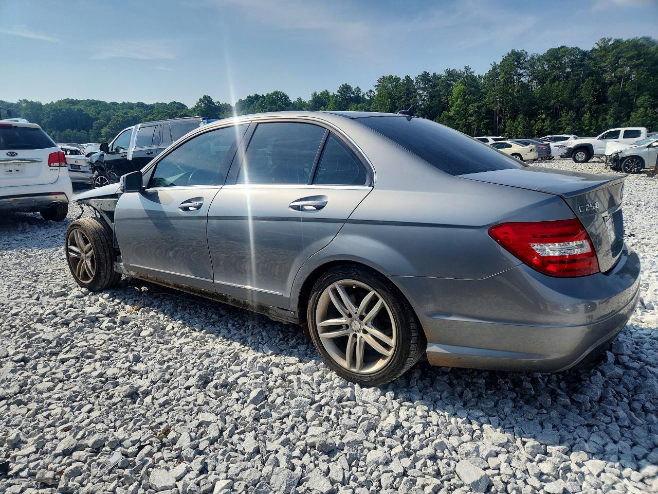 2013 Mercedes-benz C 250 Silver vin: WDDGF4HB7DA857416