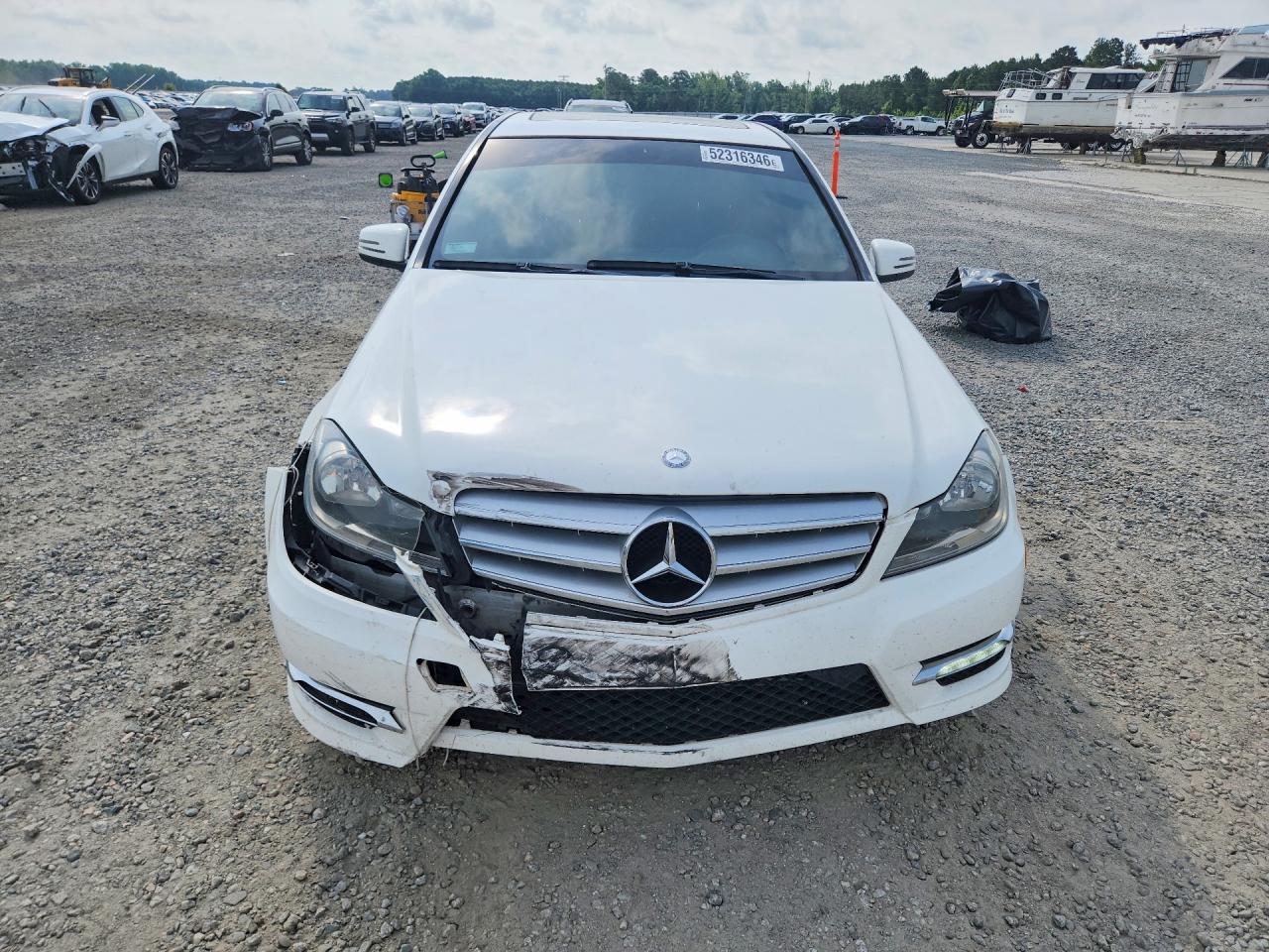 2013 Mercedes-benz C 250 White vin: WDDGF4HB7DR269677