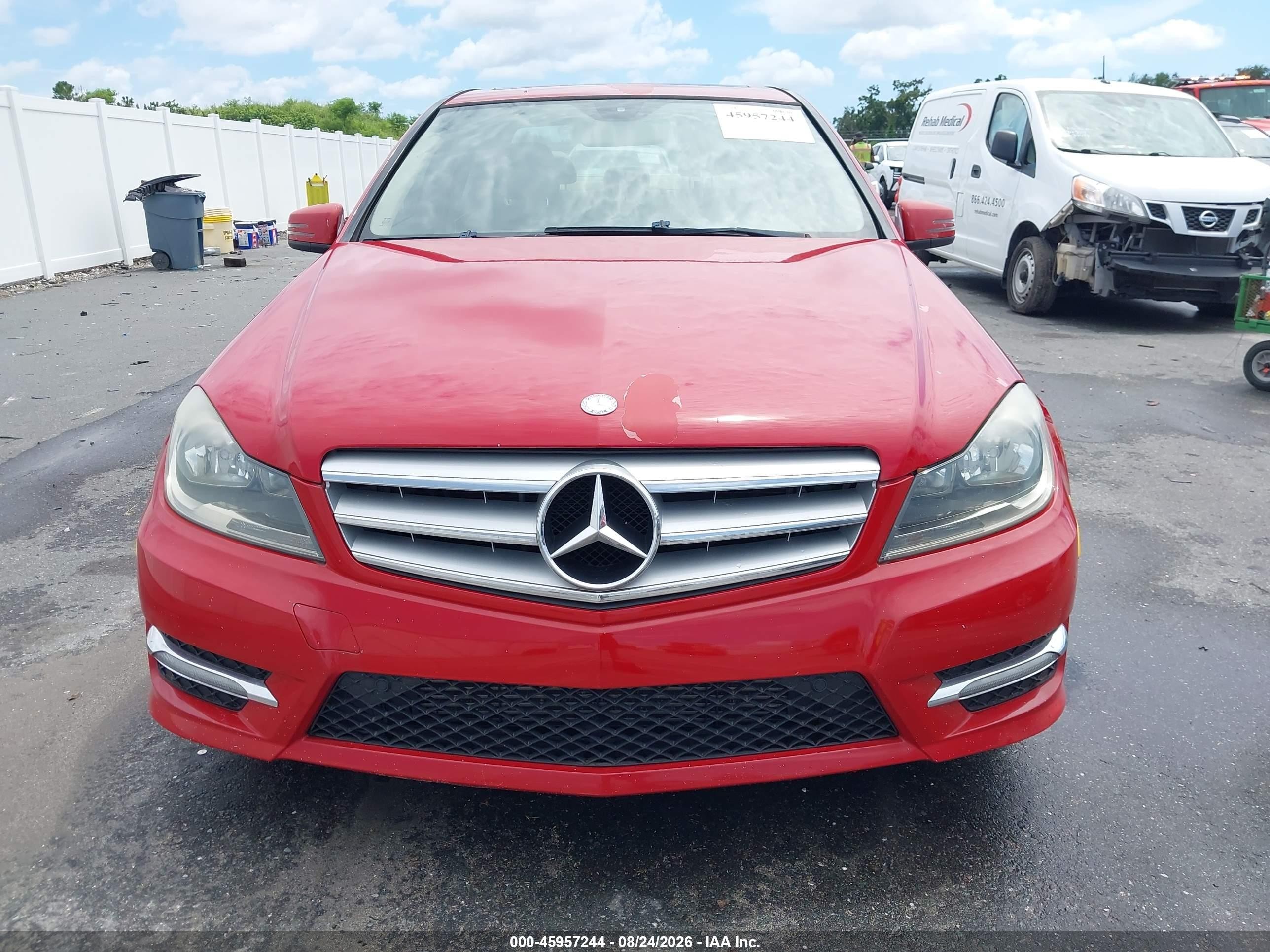 2013 Mercedes-benz C 250 Sport Red vin: WDDGF4HB7DR271249