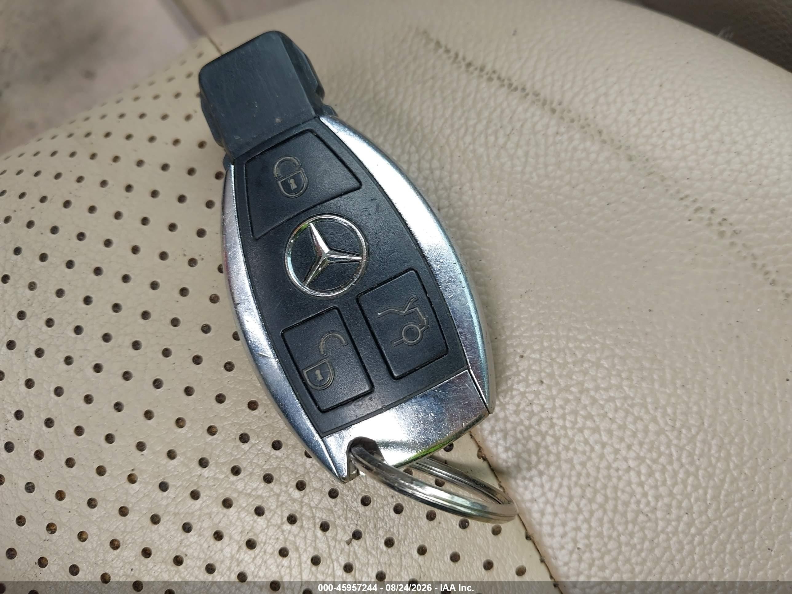 2013 Mercedes-benz C 250 Sport Red vin: WDDGF4HB7DR271249