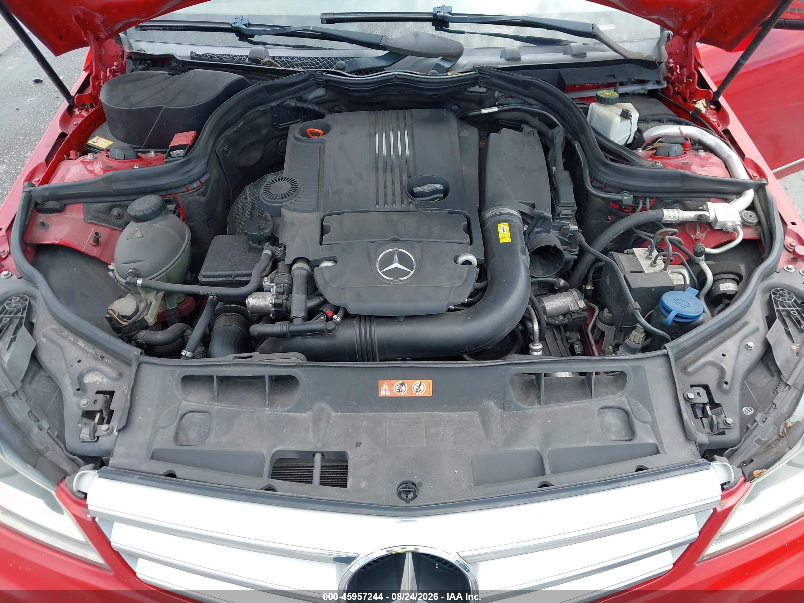 2013 Mercedes-benz C 250 Sport Red vin: WDDGF4HB7DR271249
