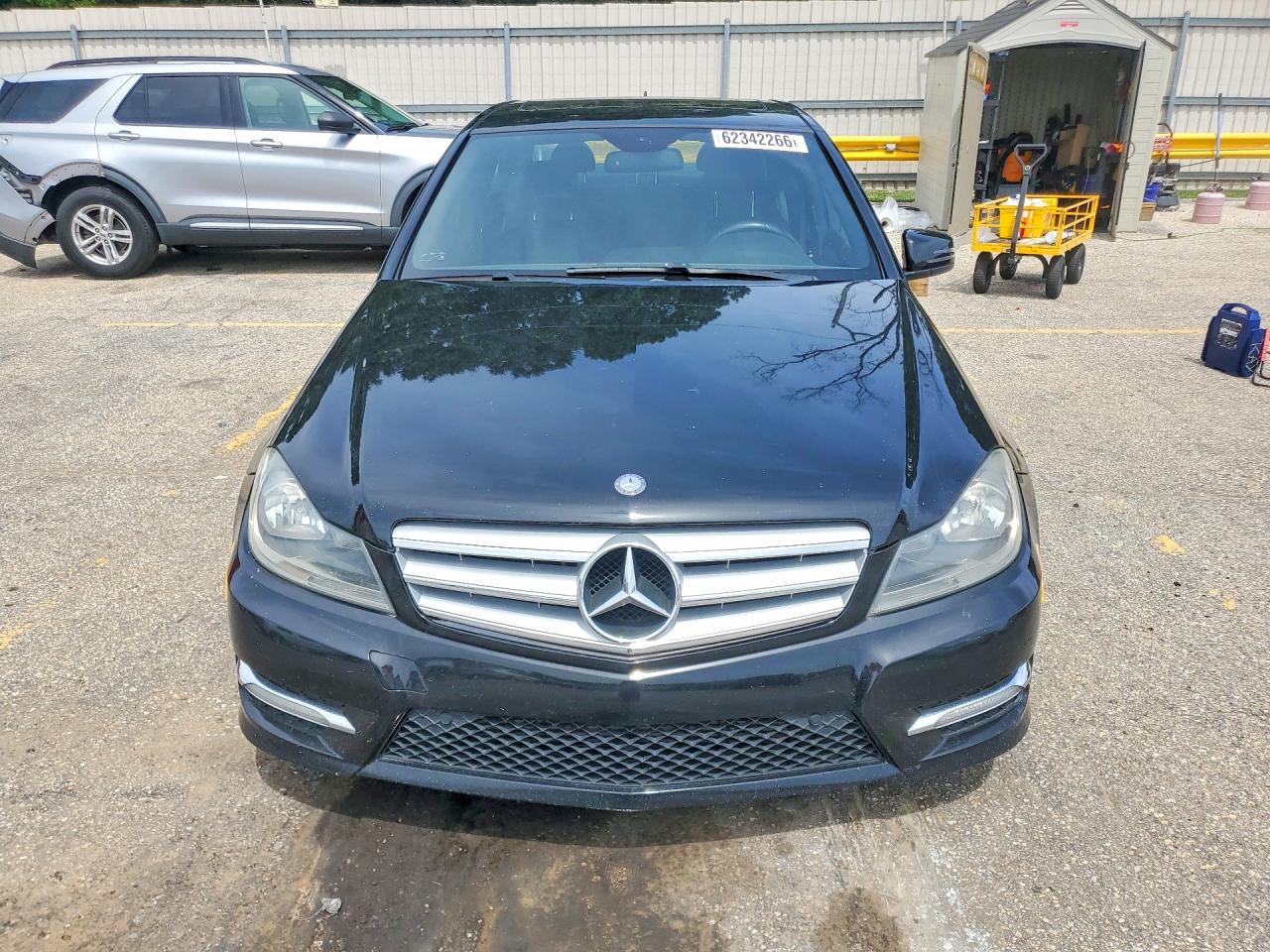 2013 Mercedes-benz C 250 Black vin: WDDGF4HB7DR276077