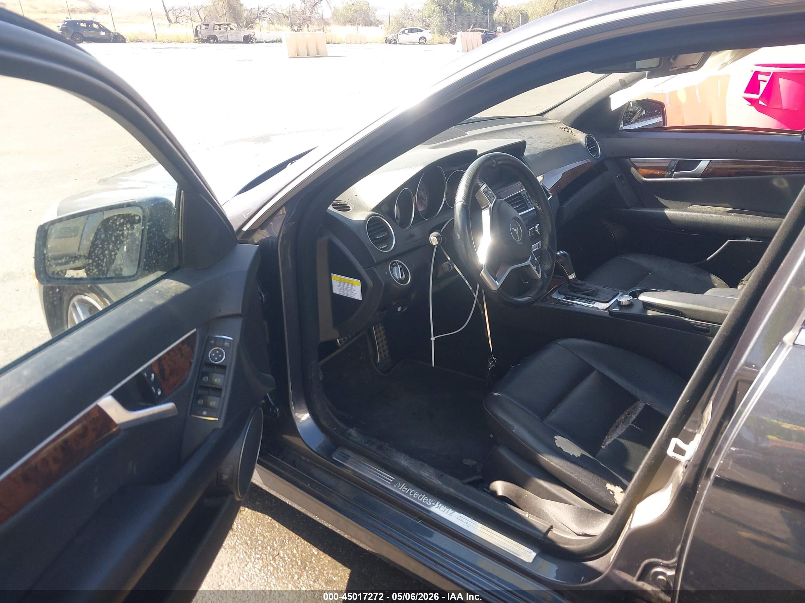 2013 Mercedes-benz C 250 Sport Gray vin: WDDGF4HB7DR285975