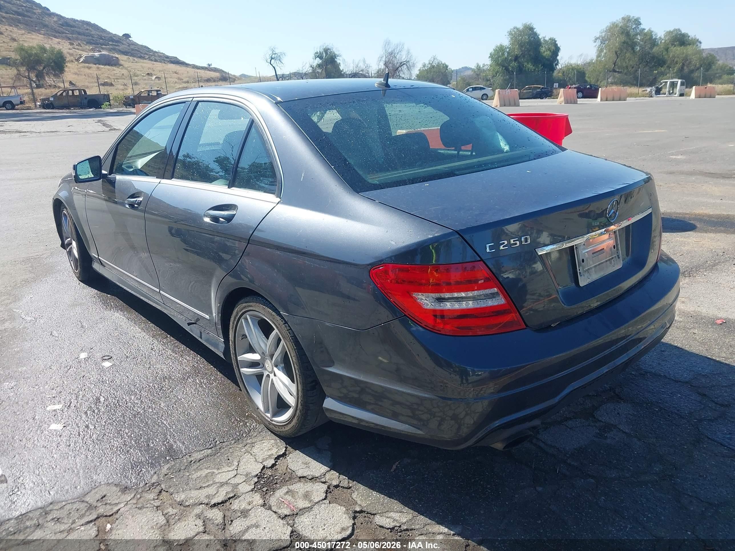 2013 Mercedes-benz C 250 Sport Gray vin: WDDGF4HB7DR285975