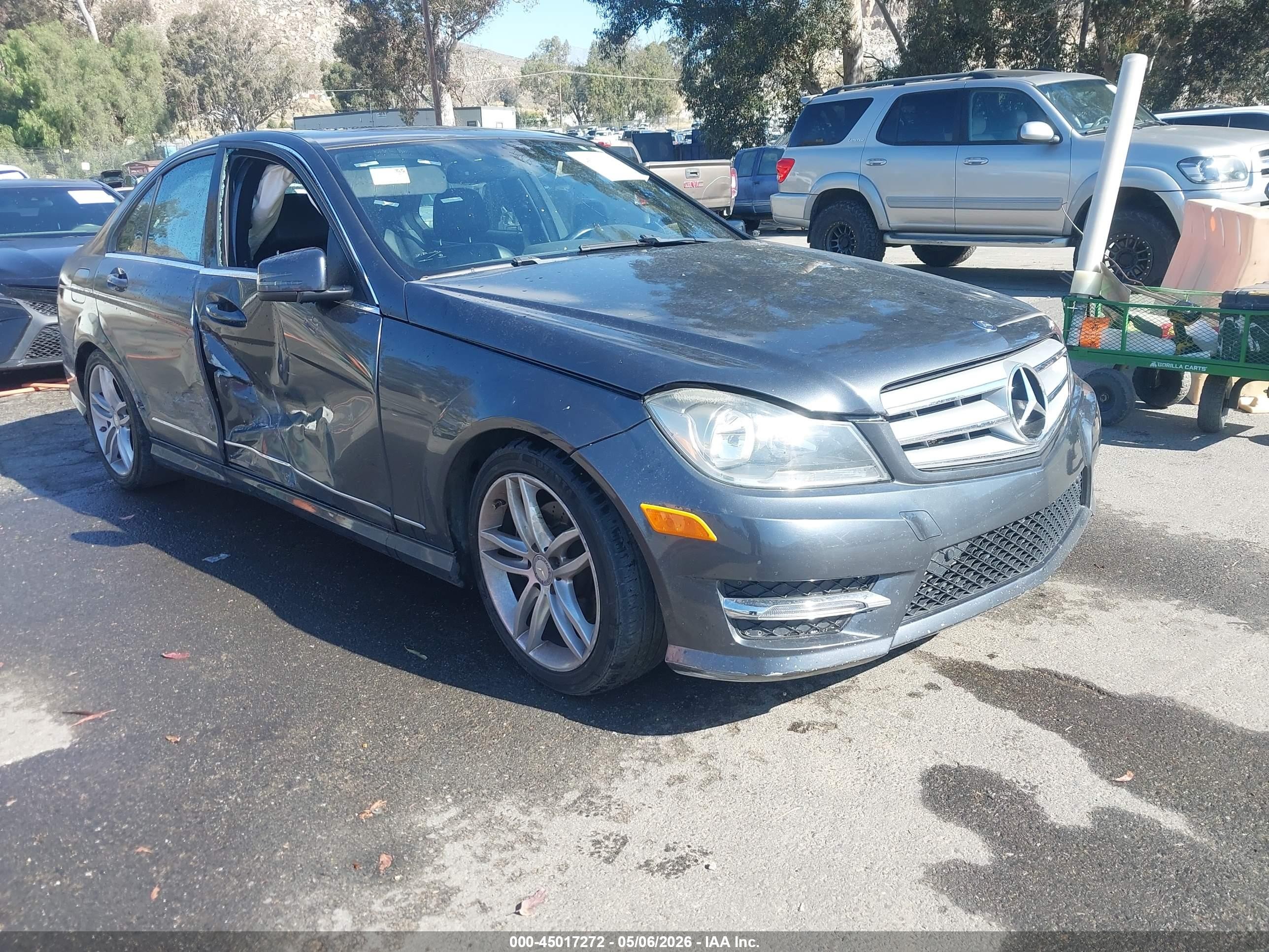 2013 Mercedes-benz C 250 Sport Gray vin: WDDGF4HB7DR285975