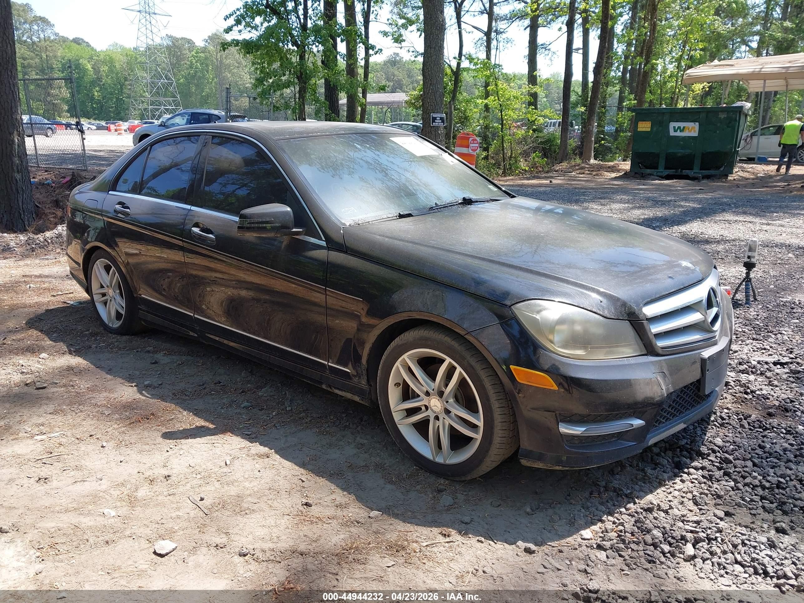WDDGF4HB7DR301057