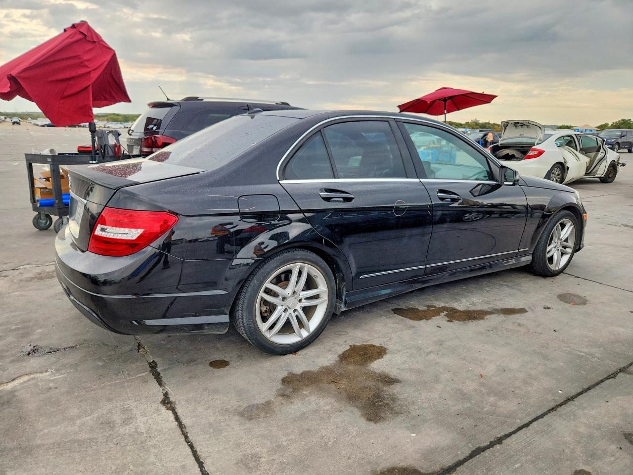 2014 Mercedes-benz C 250 Черный vin: WDDGF4HB7EA927983