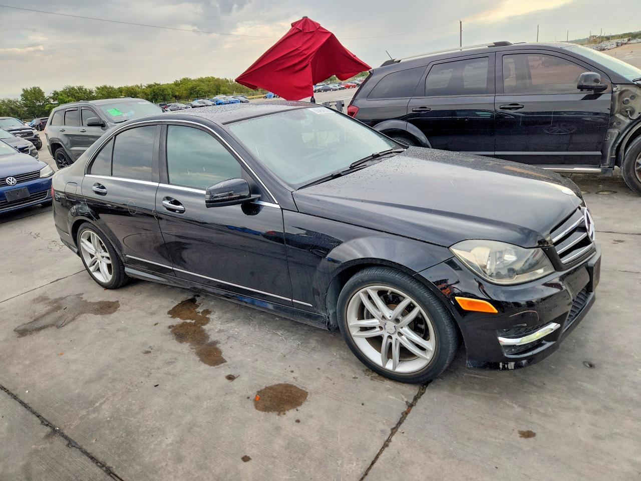 2014 Mercedes-benz C 250 Черный vin: WDDGF4HB7EA927983