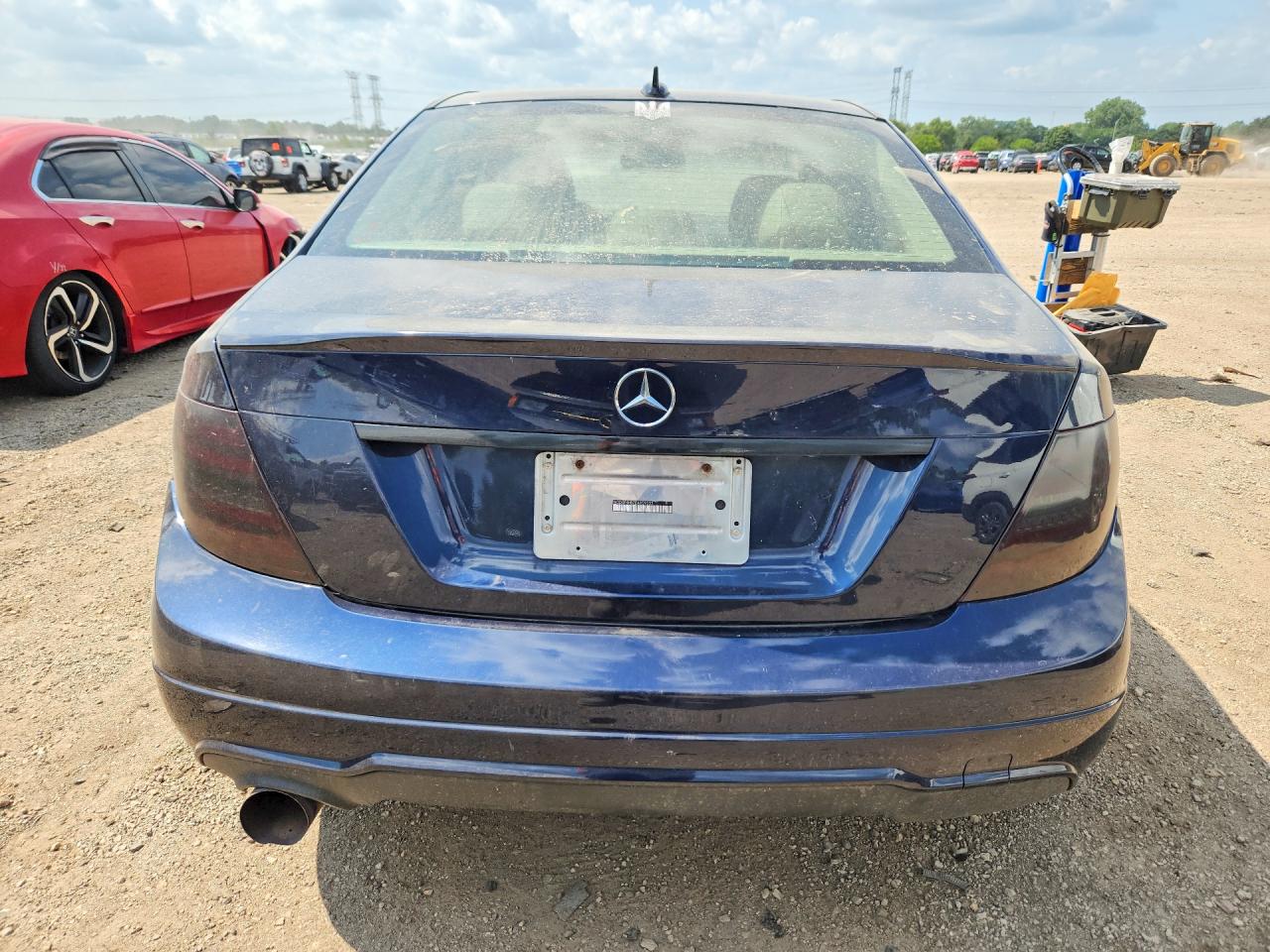 2014 Mercedes-benz C 250 Синий vin: WDDGF4HB7EA959333
