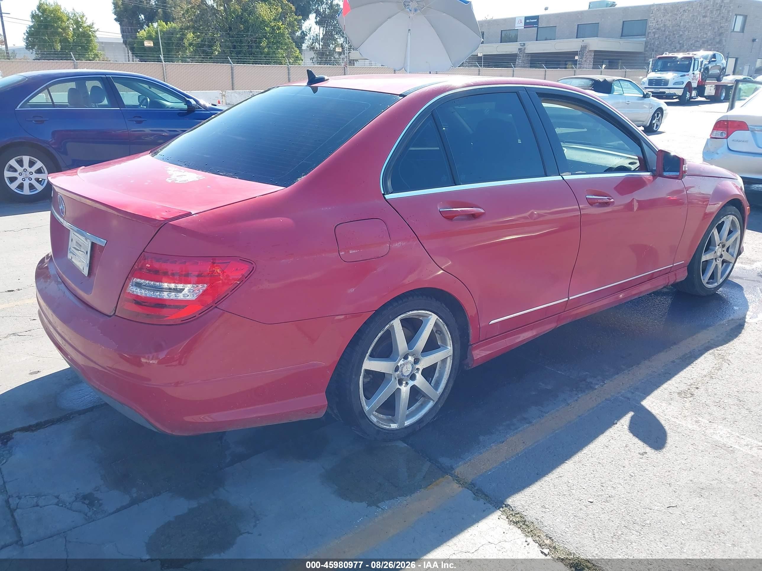2014 Mercedes-benz C 250 Sport Red vin: WDDGF4HB7EG186084