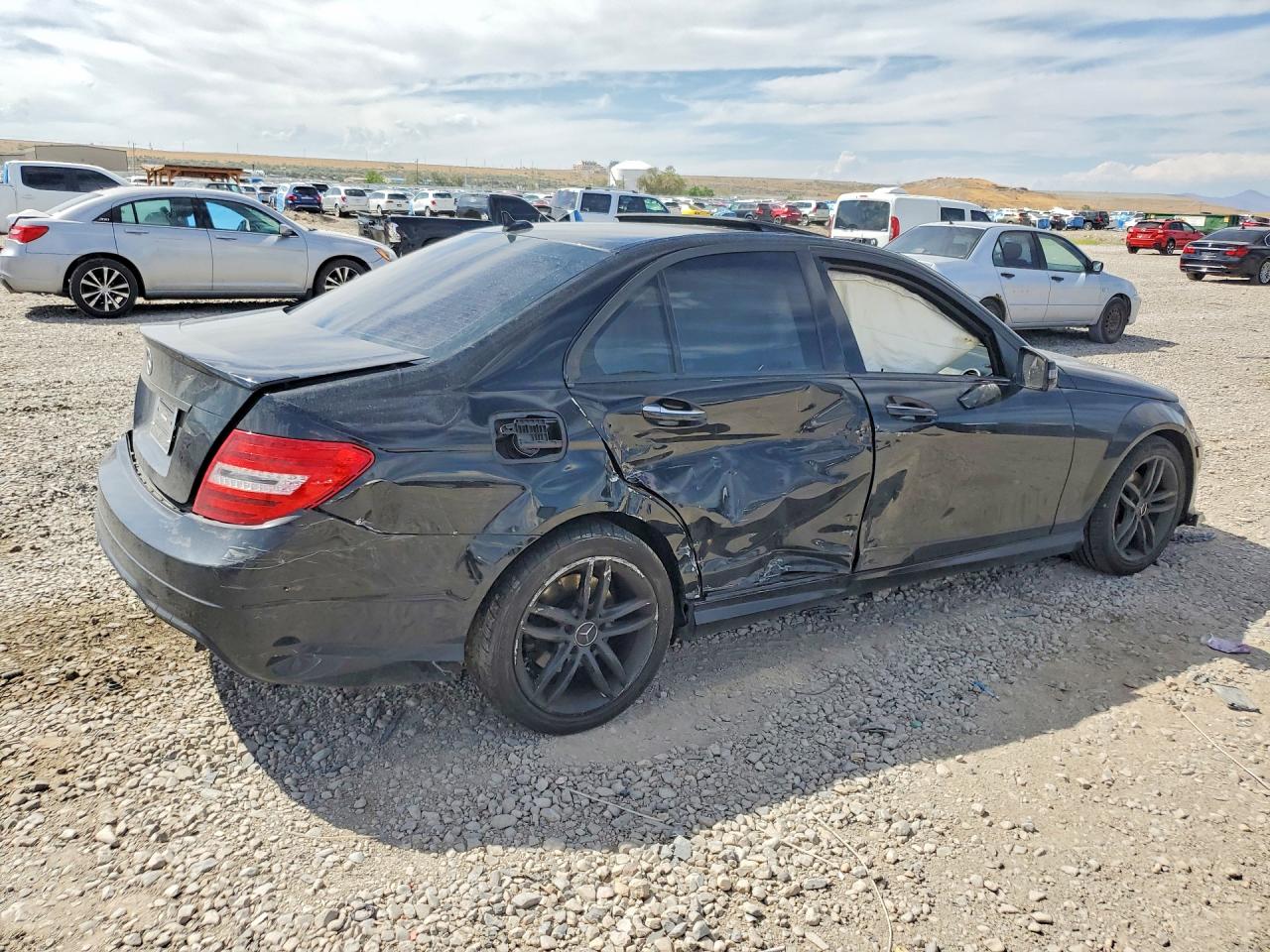 2014 Mercedes-benz C 250 Black vin: WDDGF4HB7EG208813