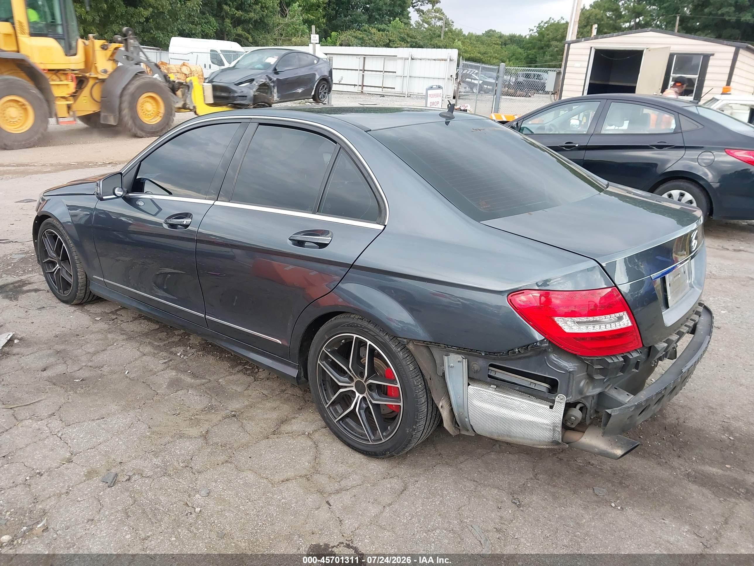 2014 Mercedes-benz C 250 Sport Gray vin: WDDGF4HB7EG222386