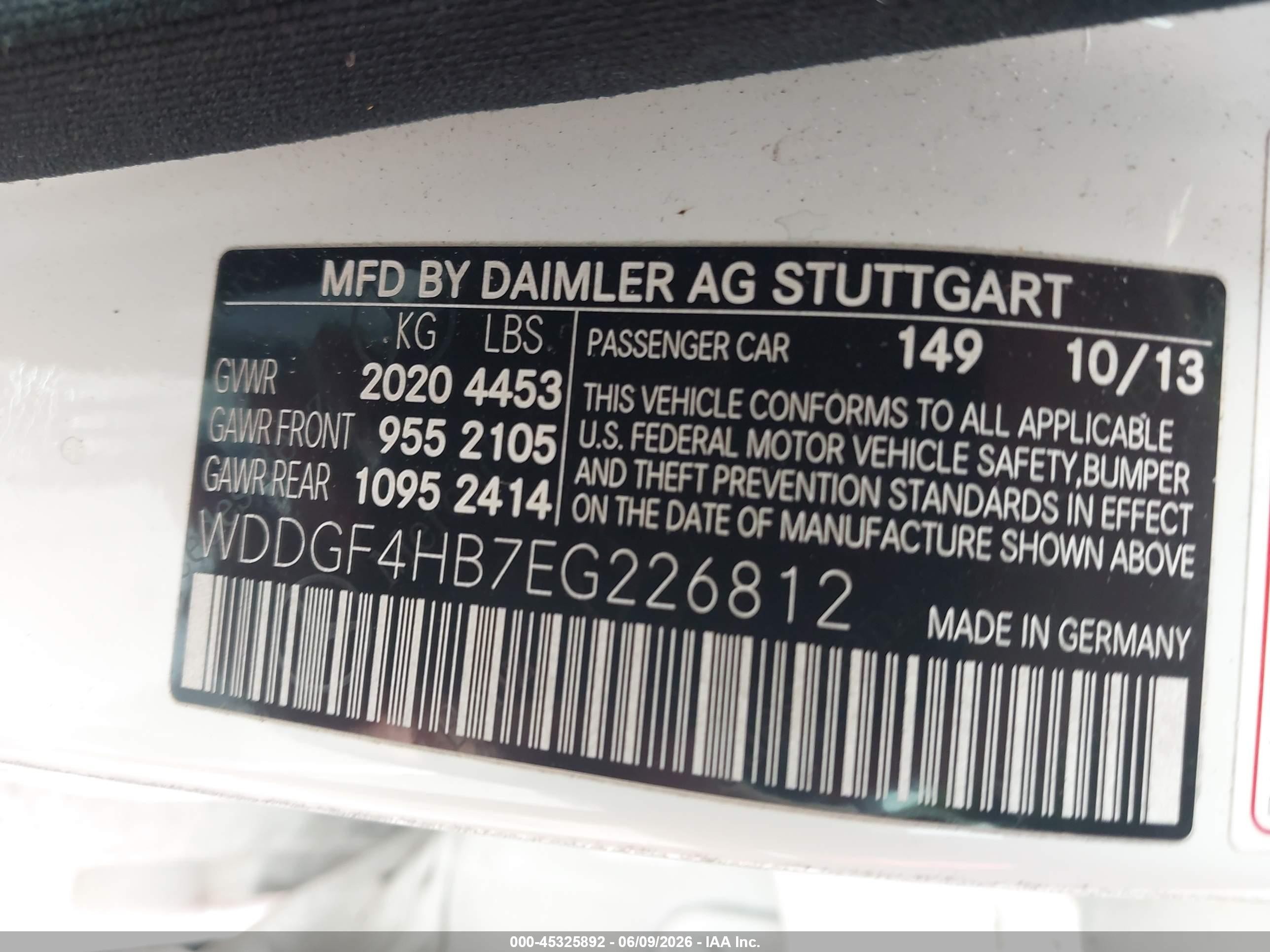 2014 Mercedes-benz C 250 Sport White vin: WDDGF4HB7EG226812