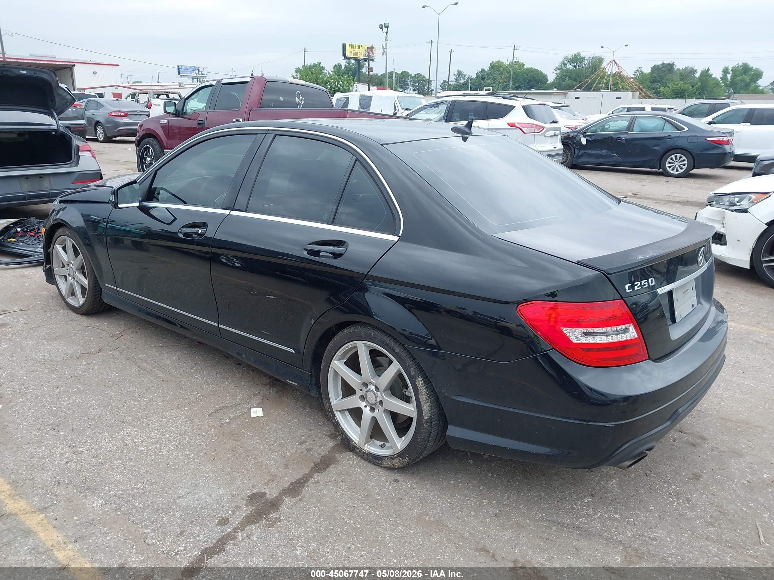2014 Mercedes-benz C 250 Sport Черный vin: WDDGF4HB7EG240807