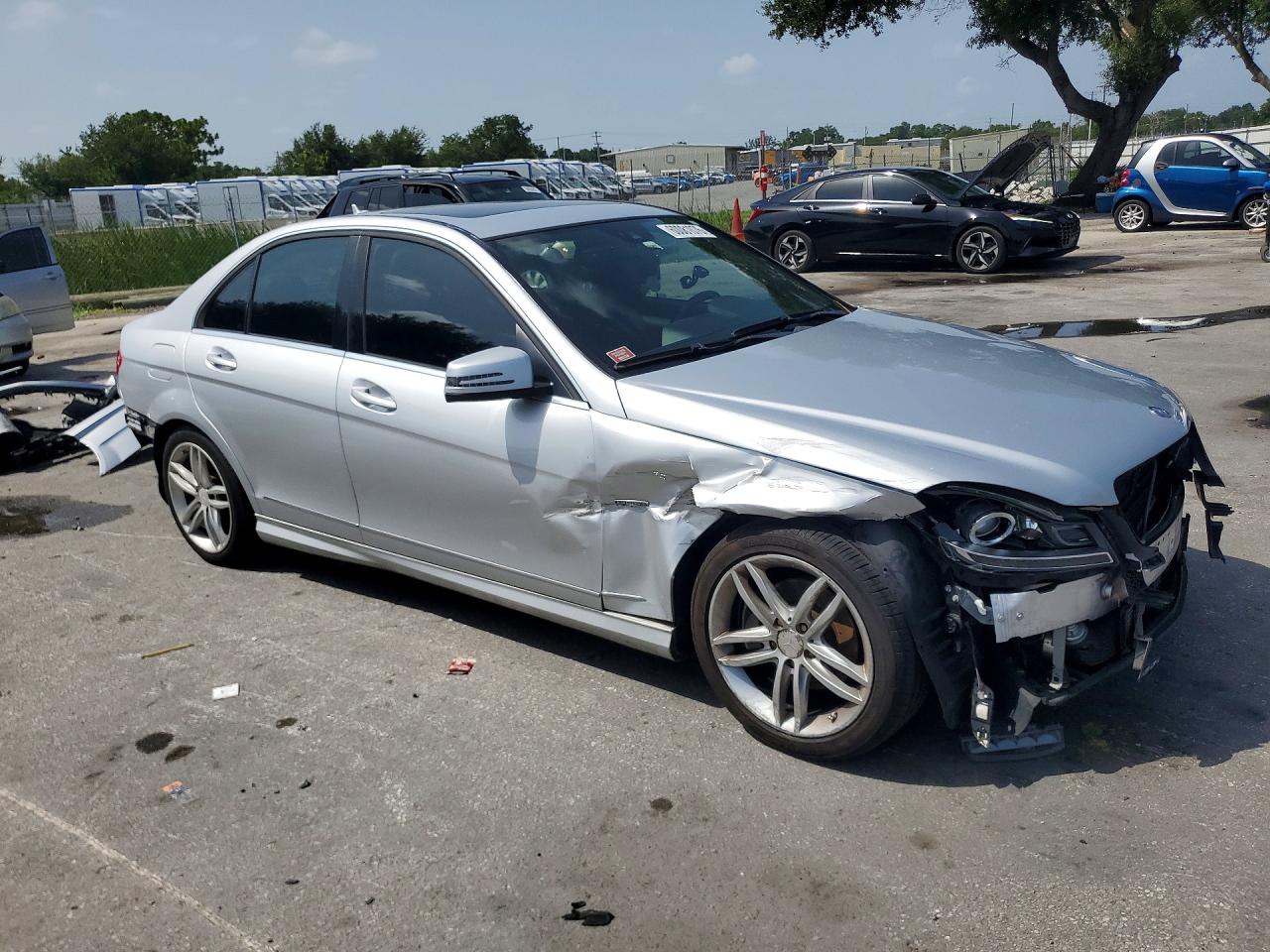 2012 Mercedes-benz C 250 Silver vin: WDDGF4HB8CA607021
