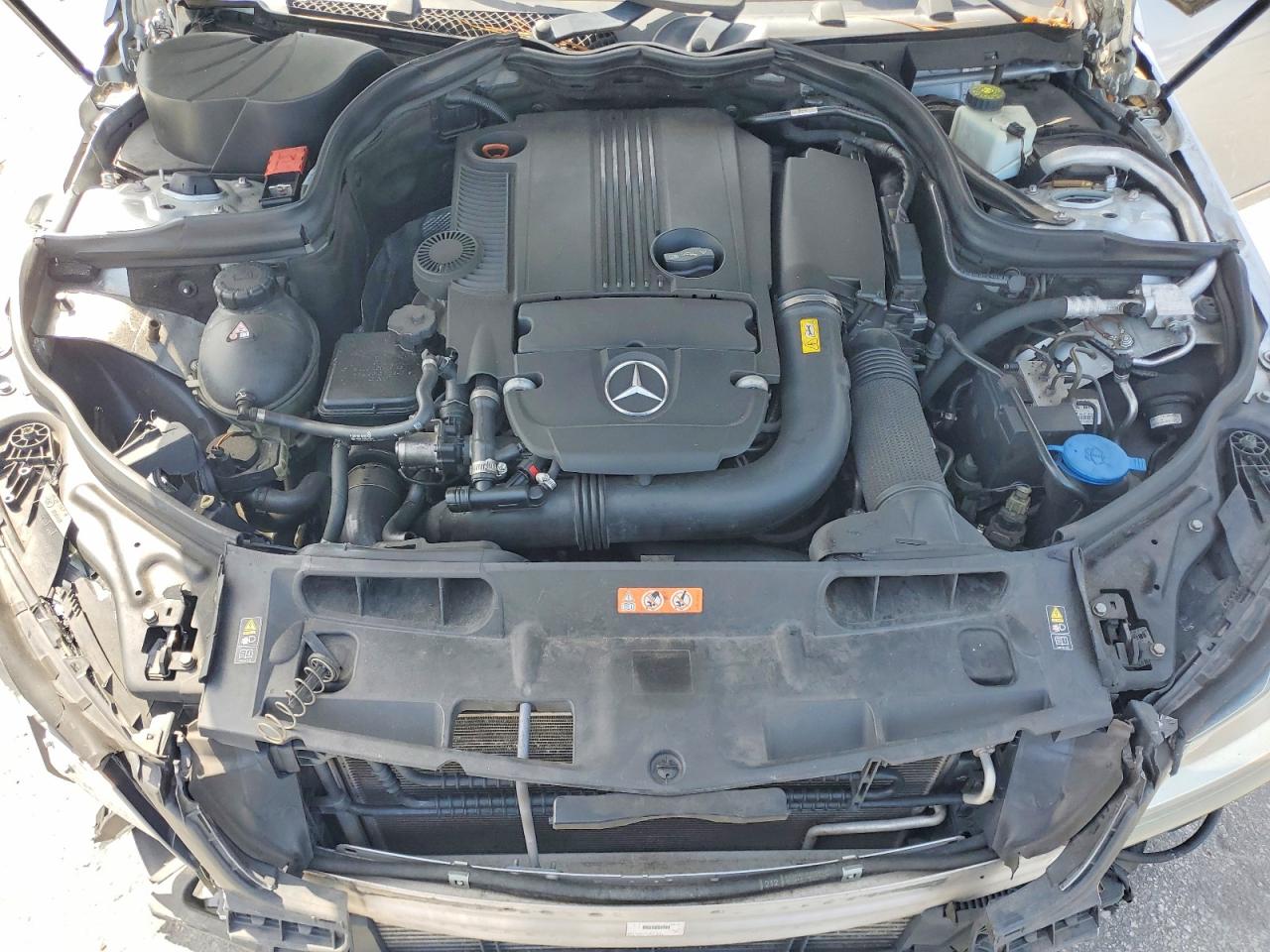 2012 Mercedes-benz C 250 Silver vin: WDDGF4HB8CA607021
