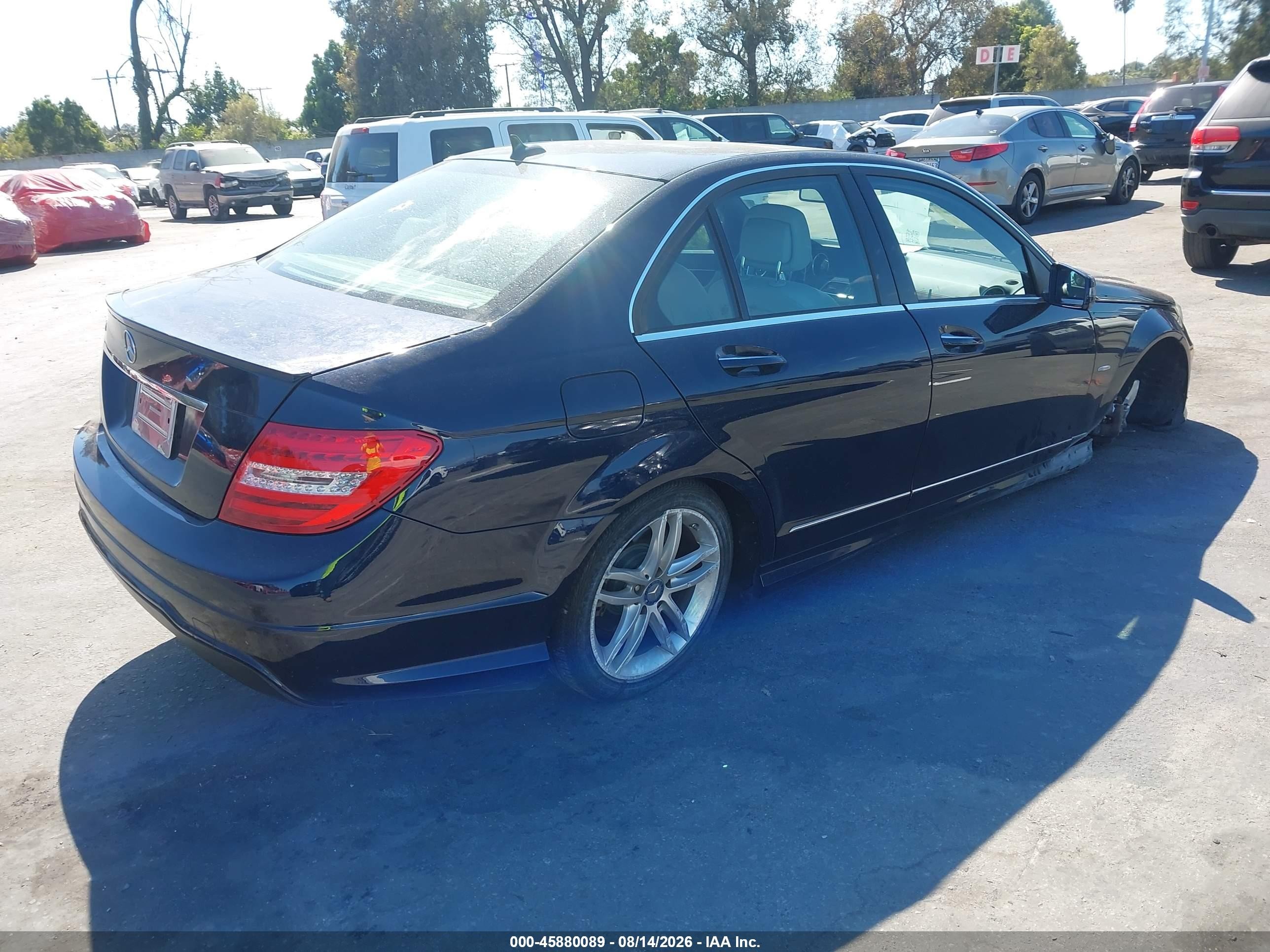 2012 Mercedes-benz C 250 Luxury/sport Blue vin: WDDGF4HB8CA625664