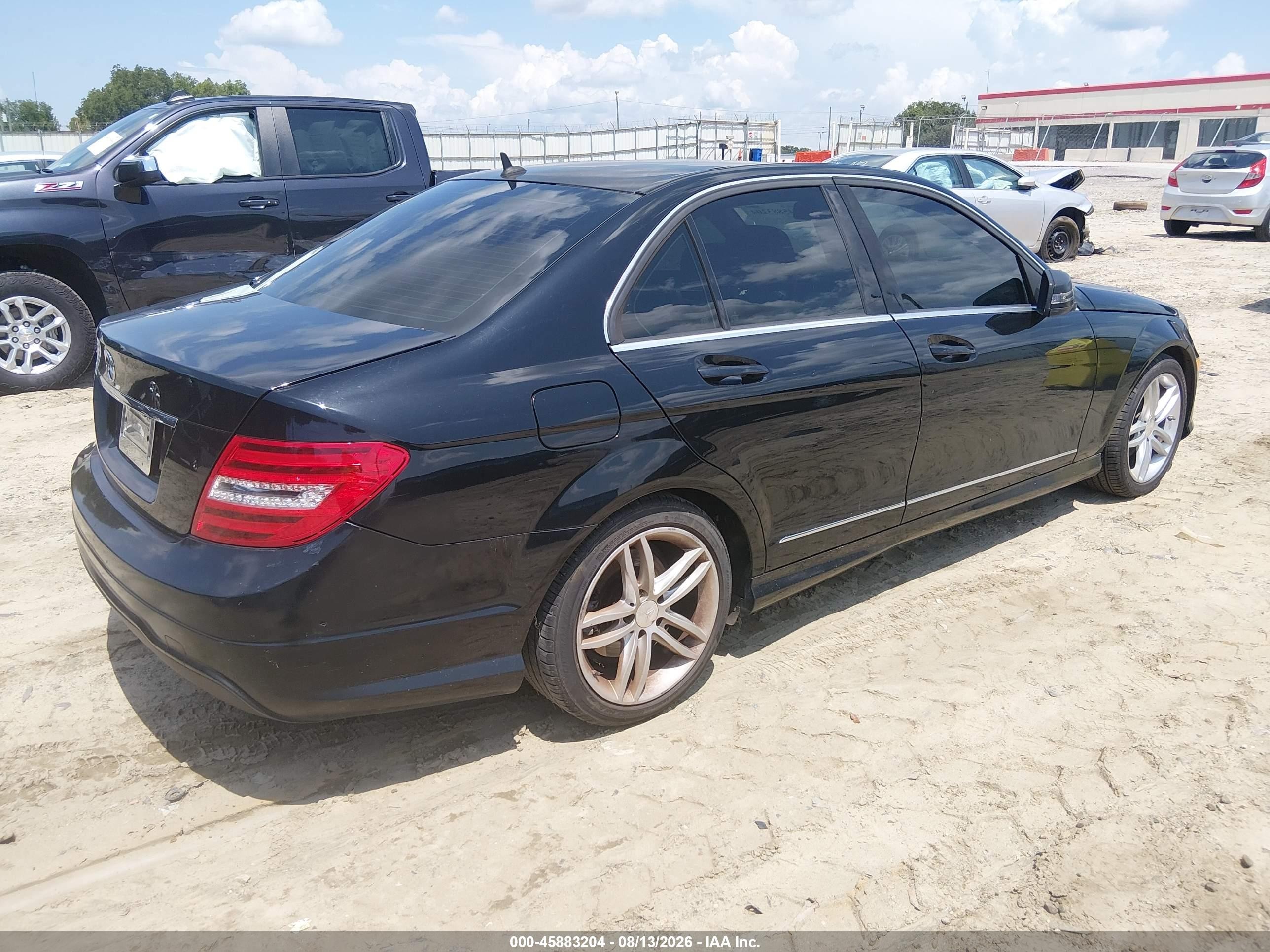 2013 Mercedes-benz C 250 Sport Black vin: WDDGF4HB8DA831231