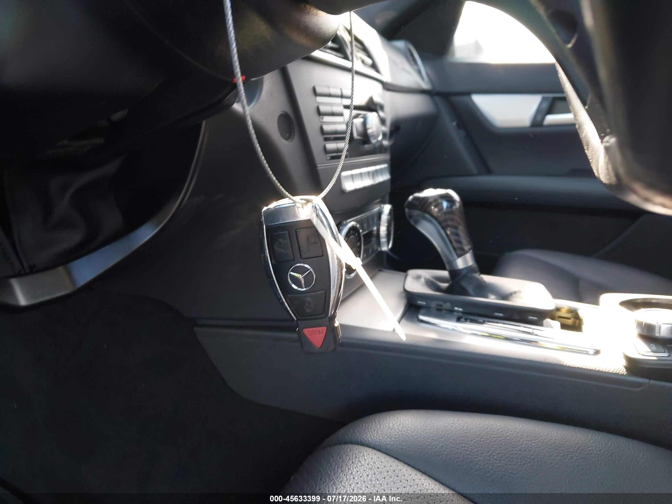 2013 Mercedes-benz C 250 Sport Black vin: WDDGF4HB8DF971217