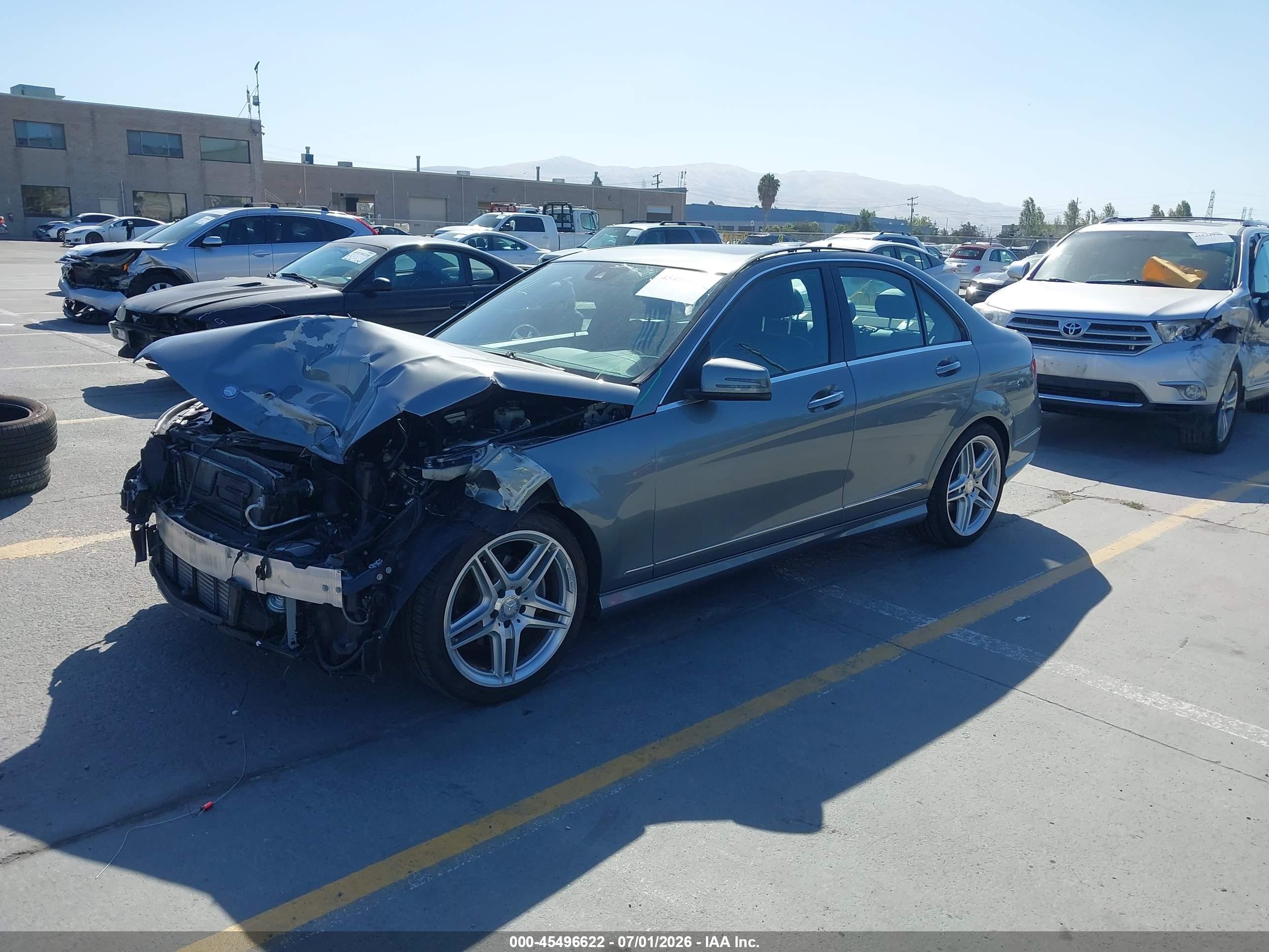 2013 Mercedes-benz C 250 Sport Gray vin: WDDGF4HB8DR255481