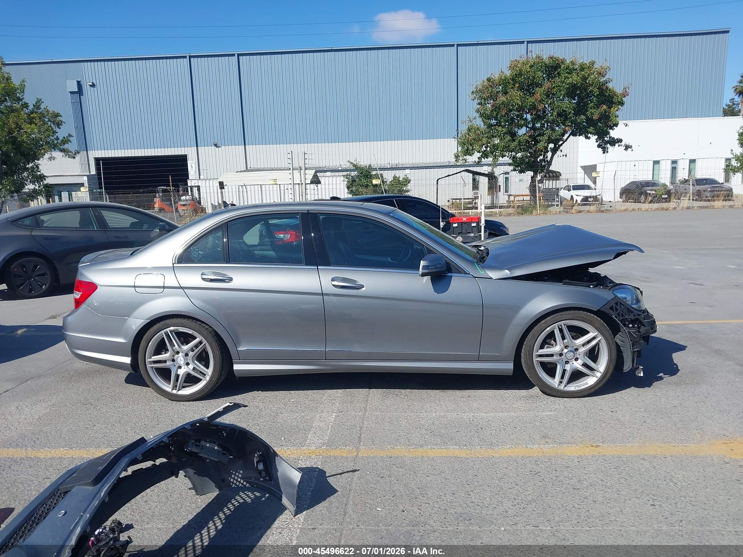 2013 Mercedes-benz C 250 Sport Gray vin: WDDGF4HB8DR255481