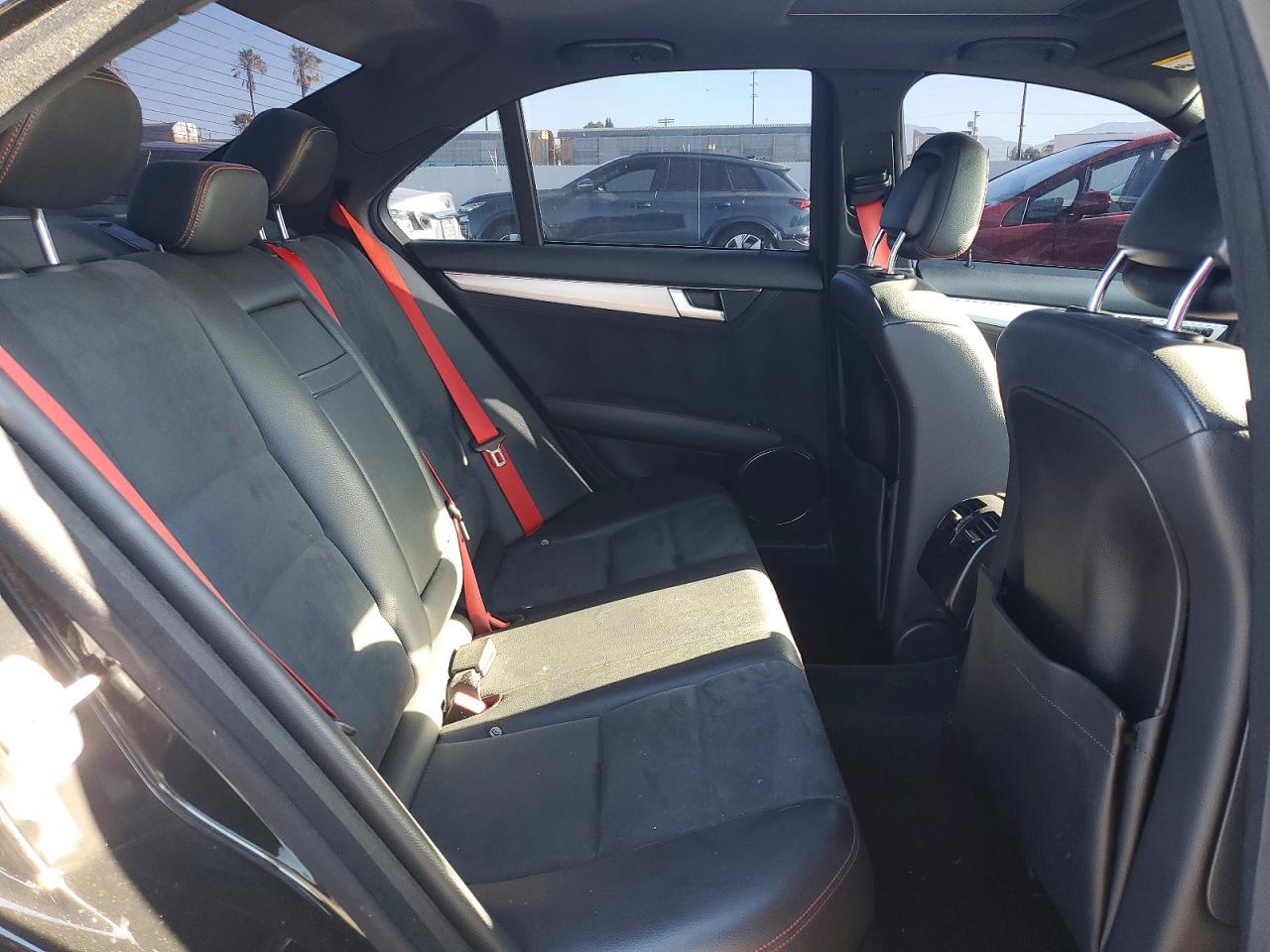 2013 Mercedes-benz C 250 Black vin: WDDGF4HB8DR258025