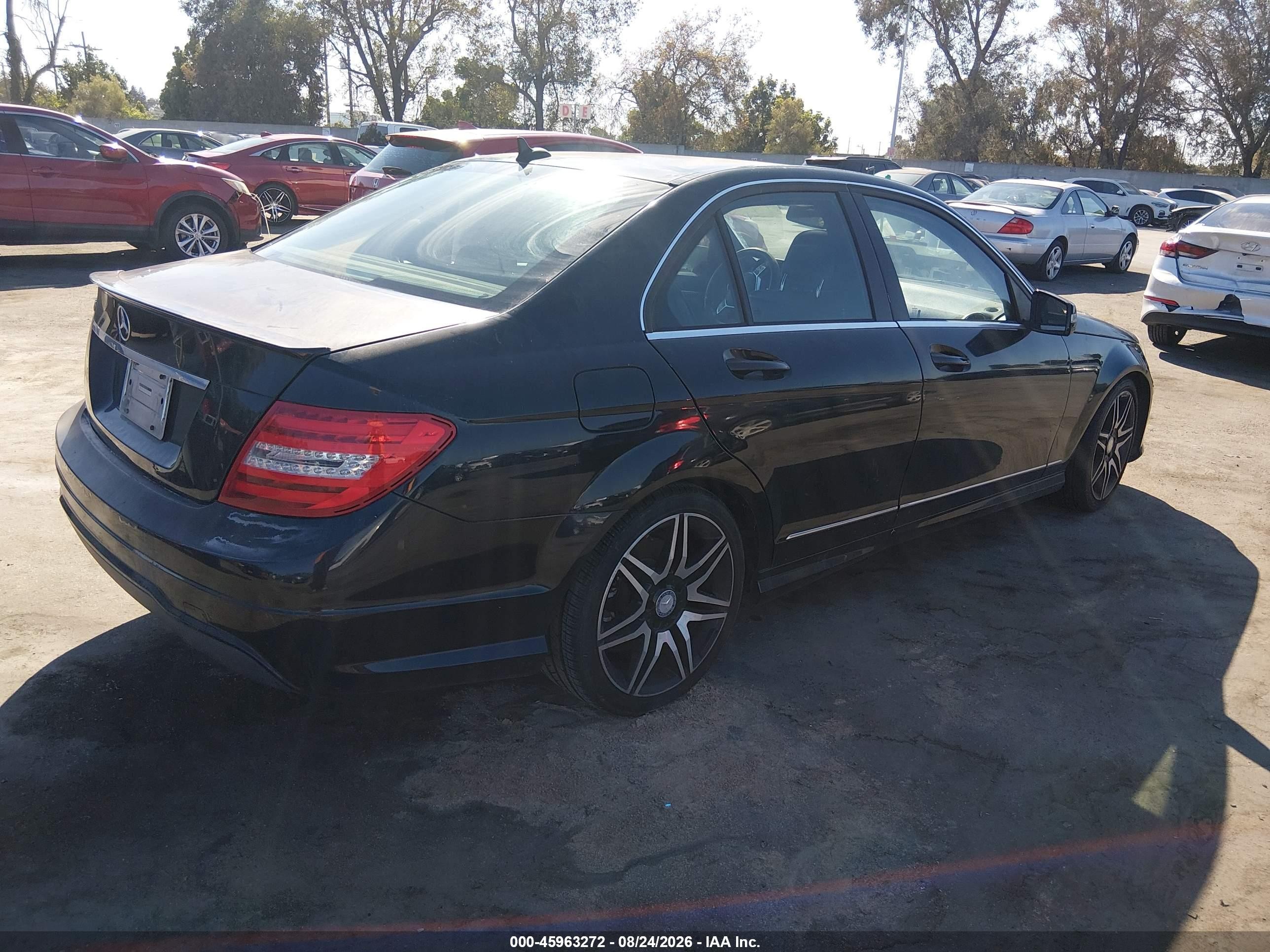 2013 Mercedes-benz C 250 Sport Black vin: WDDGF4HB8DR262513