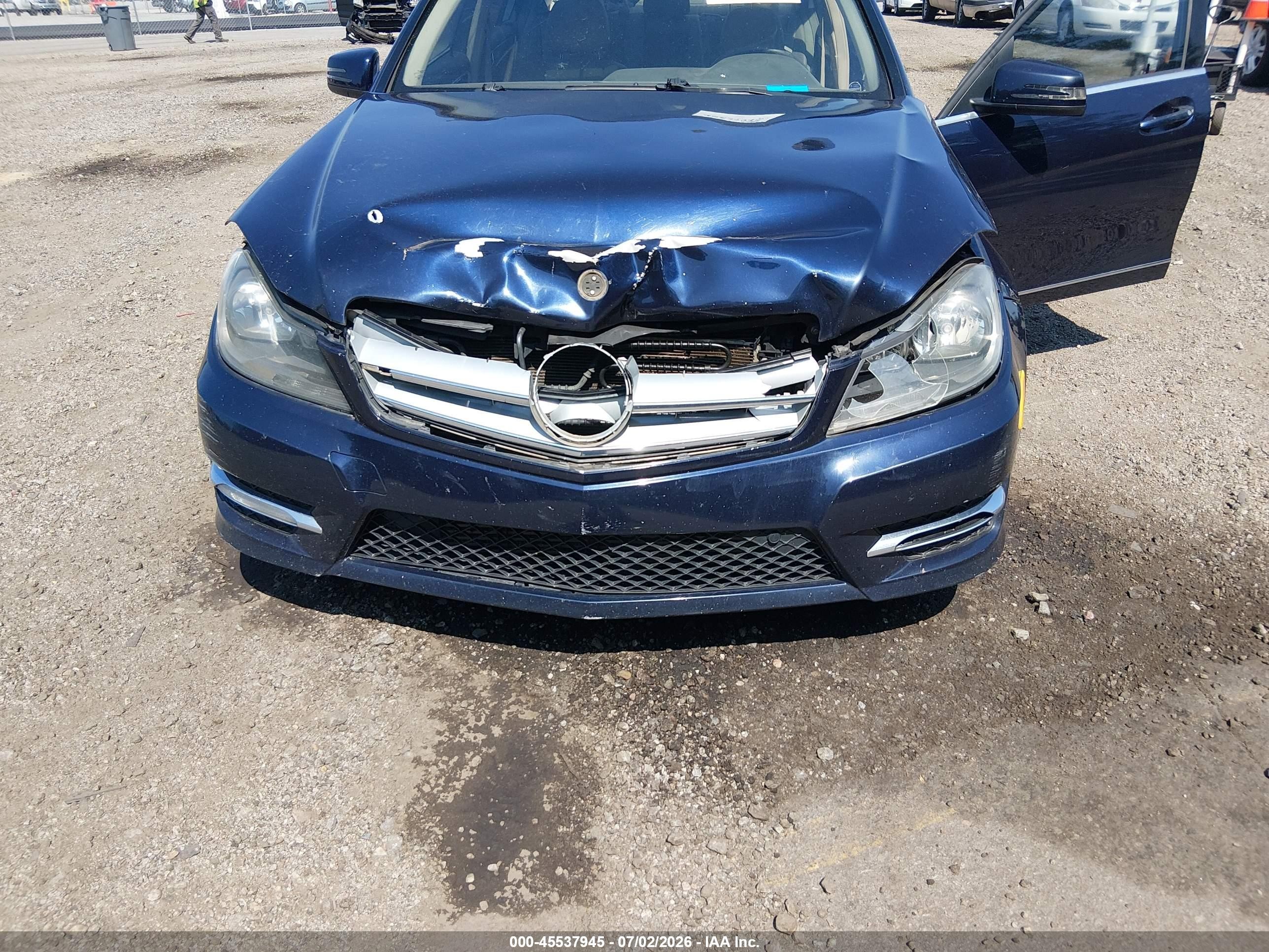 2013 Mercedes-benz C 250 Sport Dark Blue vin: WDDGF4HB8DR269672
