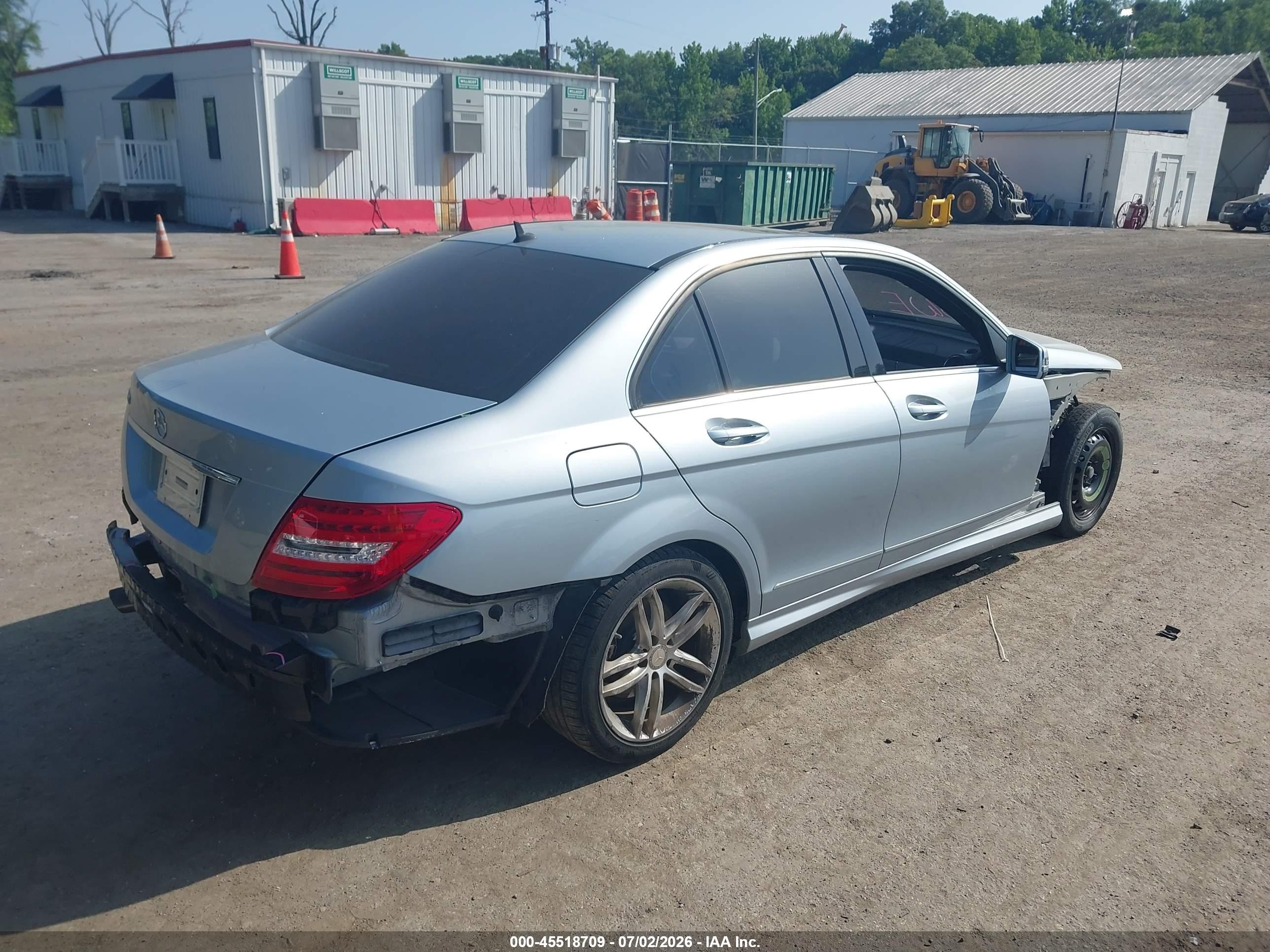 2013 Mercedes-benz C 250 Sport Silver vin: WDDGF4HB8DR275925