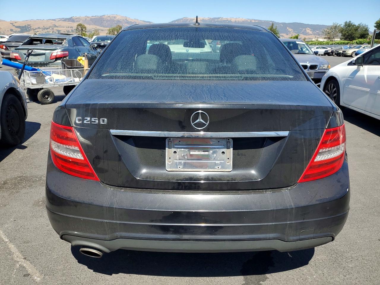2014 Mercedes-benz C 250 Black vin: WDDGF4HB8EA945697