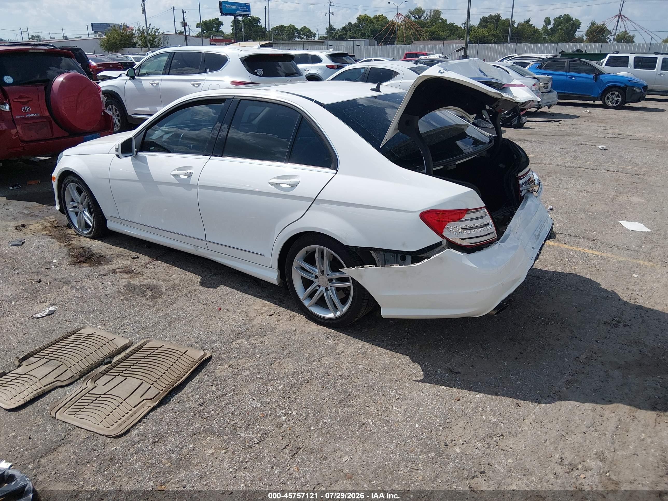 2014 Mercedes-benz C 250 Sport White vin: WDDGF4HB8EA950978