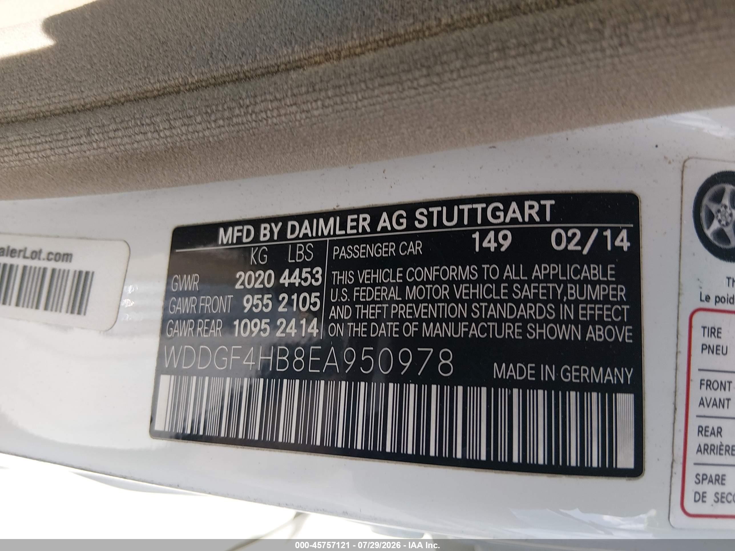 2014 Mercedes-benz C 250 Sport White vin: WDDGF4HB8EA950978