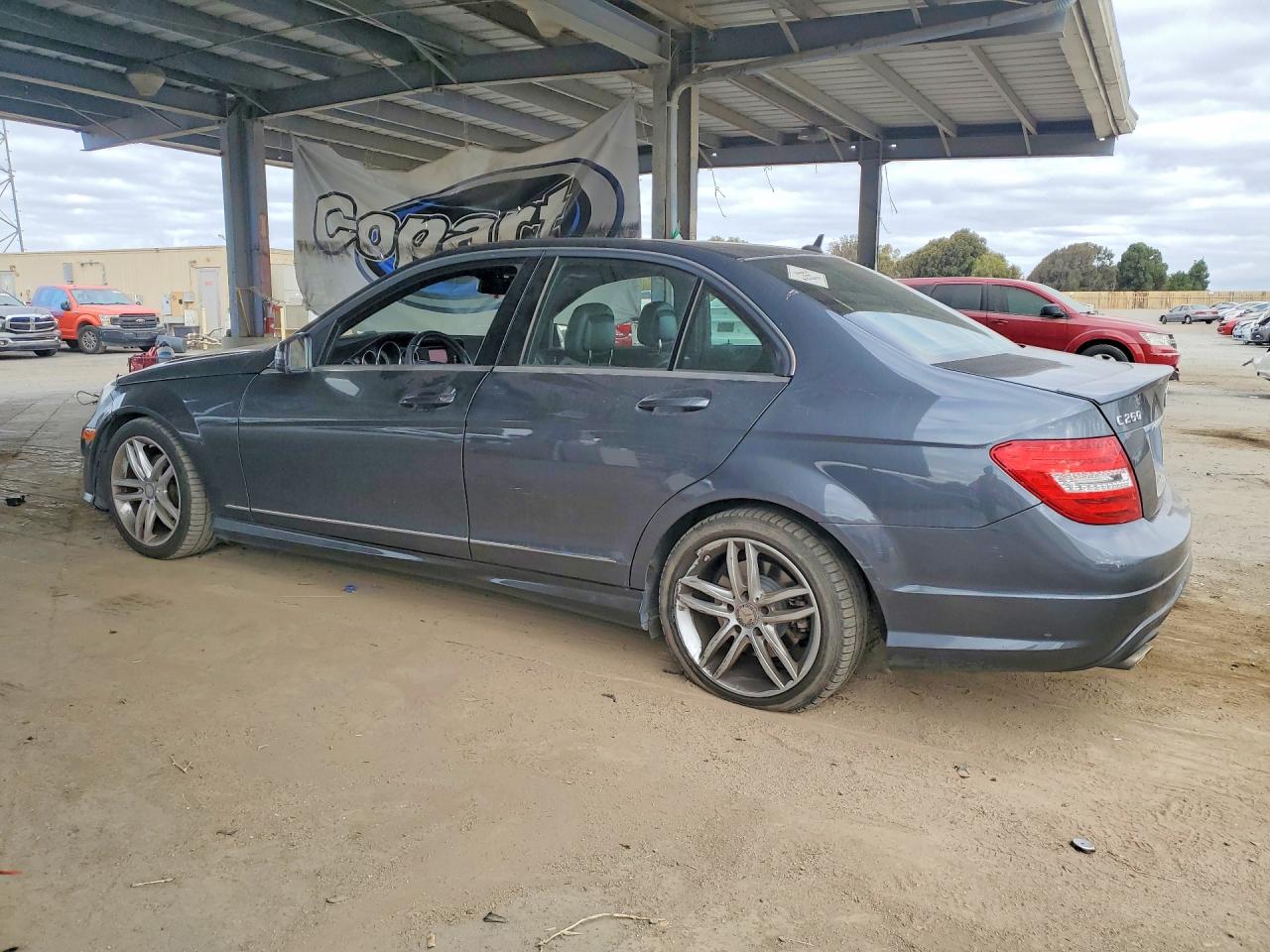 2014 Mercedes-benz C 250 Charcoal vin: WDDGF4HB8EA963195