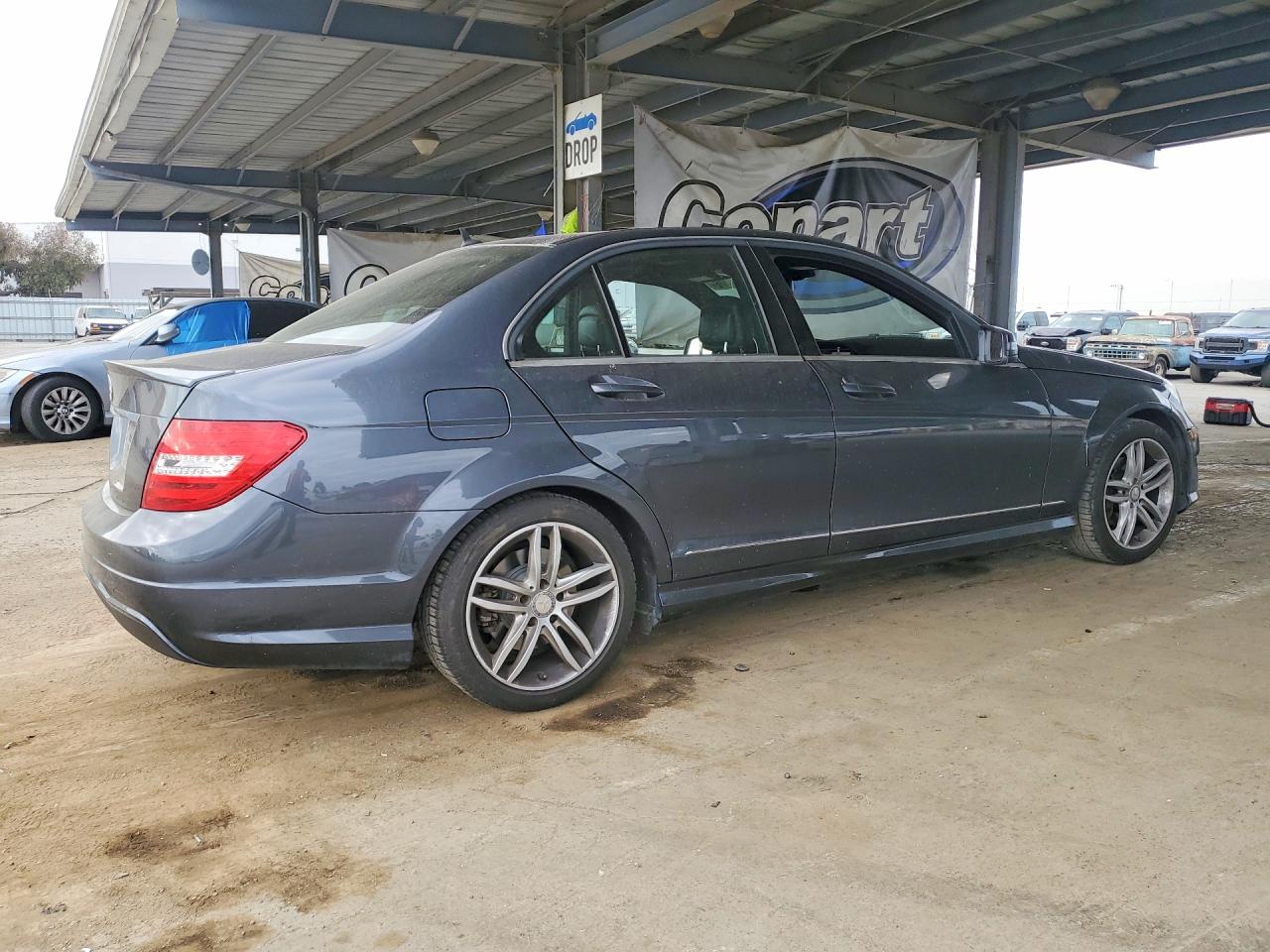 2014 Mercedes-benz C 250 Charcoal vin: WDDGF4HB8EA963195