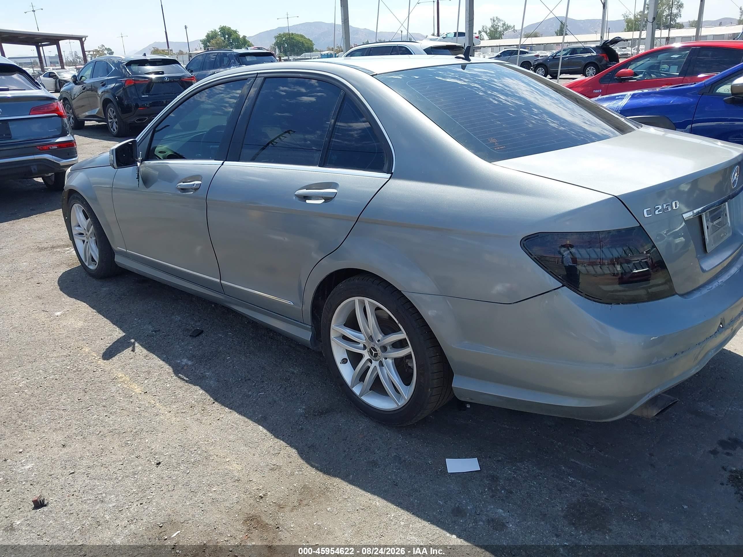 2014 Mercedes-benz C 250 Sport Silver vin: WDDGF4HB8EA966355