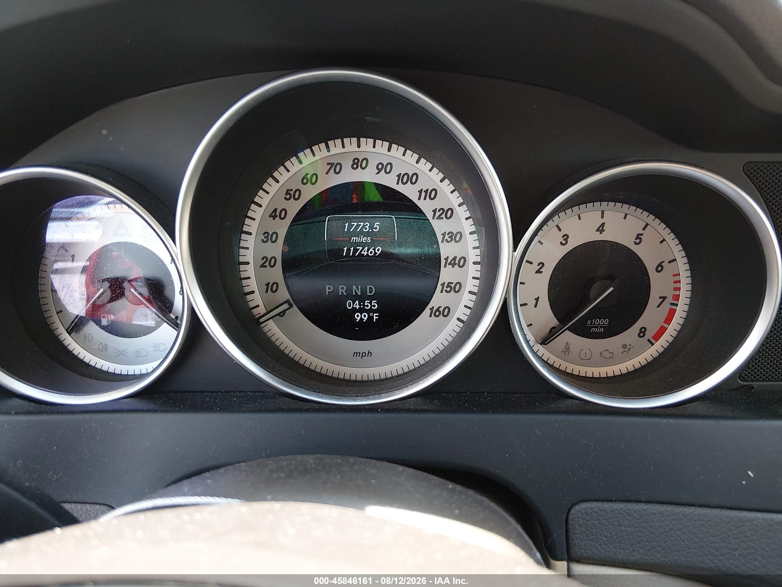2014 Mercedes-benz C 250 Sport Красный vin: WDDGF4HB8EG210215