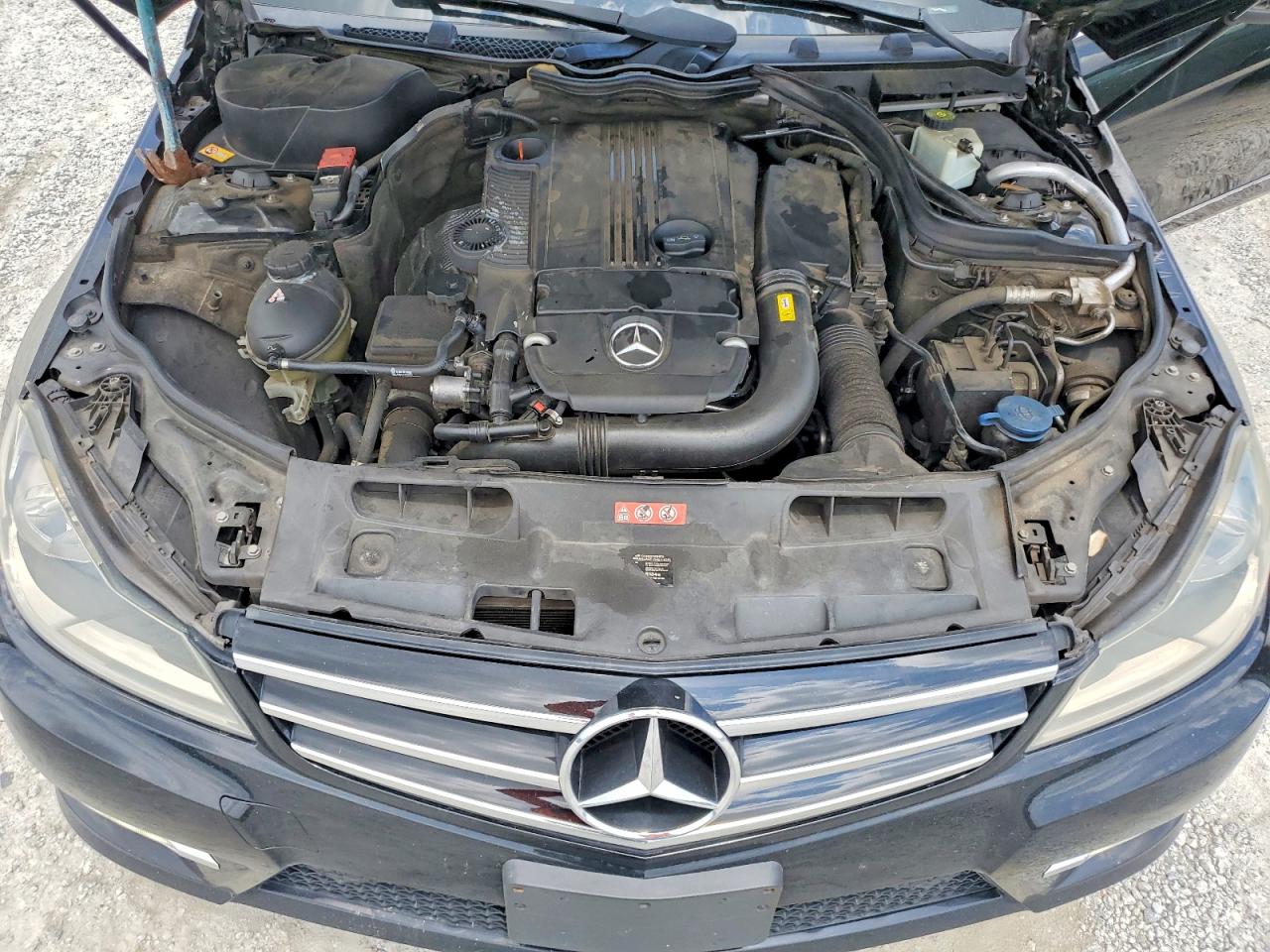 2014 Mercedes-benz C 250 Black vin: WDDGF4HB8EG213907