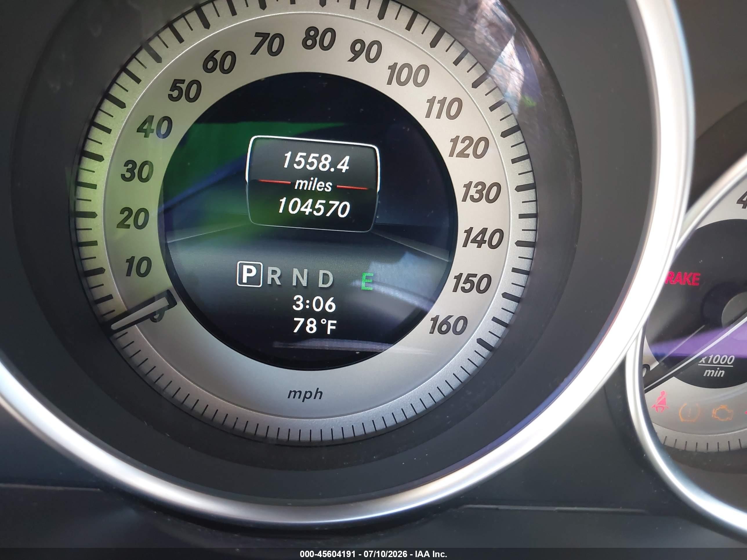 2014 Mercedes-benz C 250 Sport Коричневый vin: WDDGF4HB8EG241075