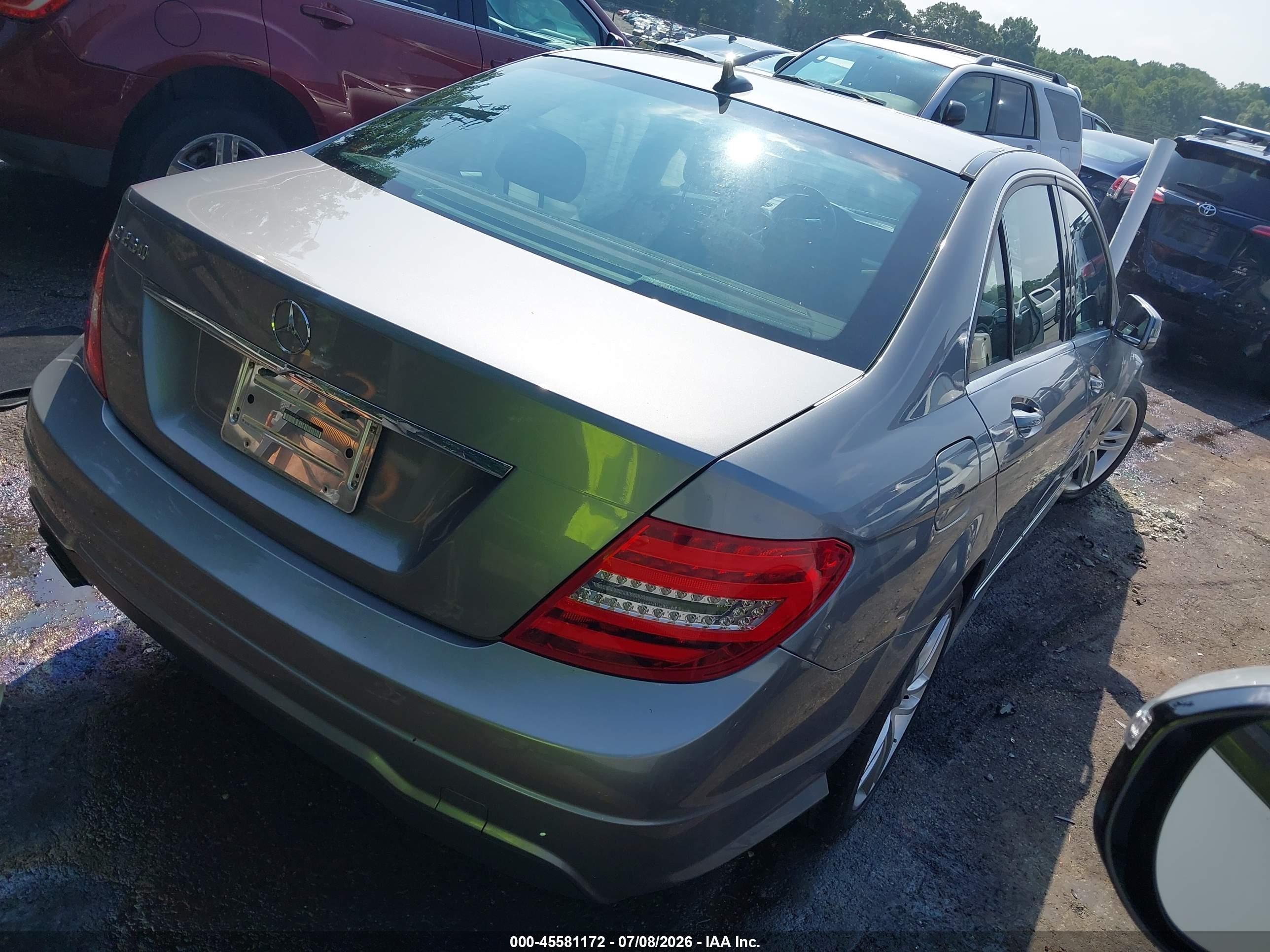 2012 Mercedes-benz C 250 Luxury/sport Silver vin: WDDGF4HB9CA629951