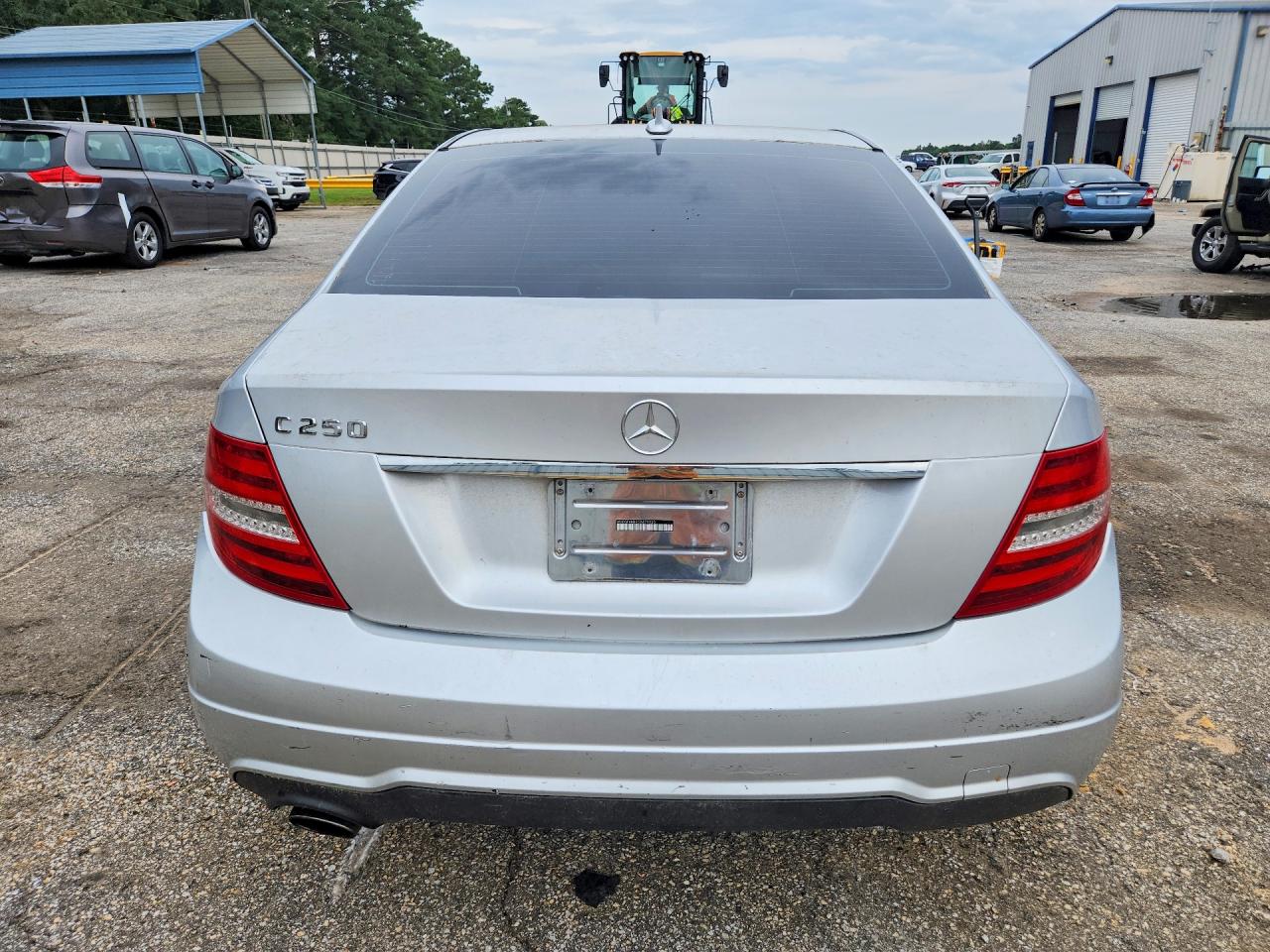 2012 Mercedes-benz C 250 Серебряный vin: WDDGF4HB9CA679930