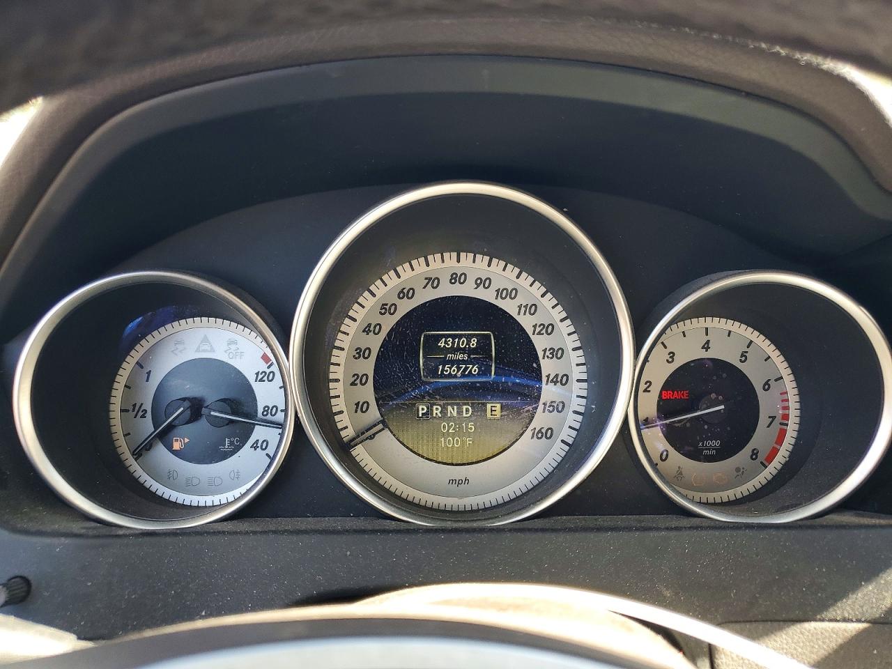 2012 Mercedes-benz C 250 White vin: WDDGF4HB9CF853286