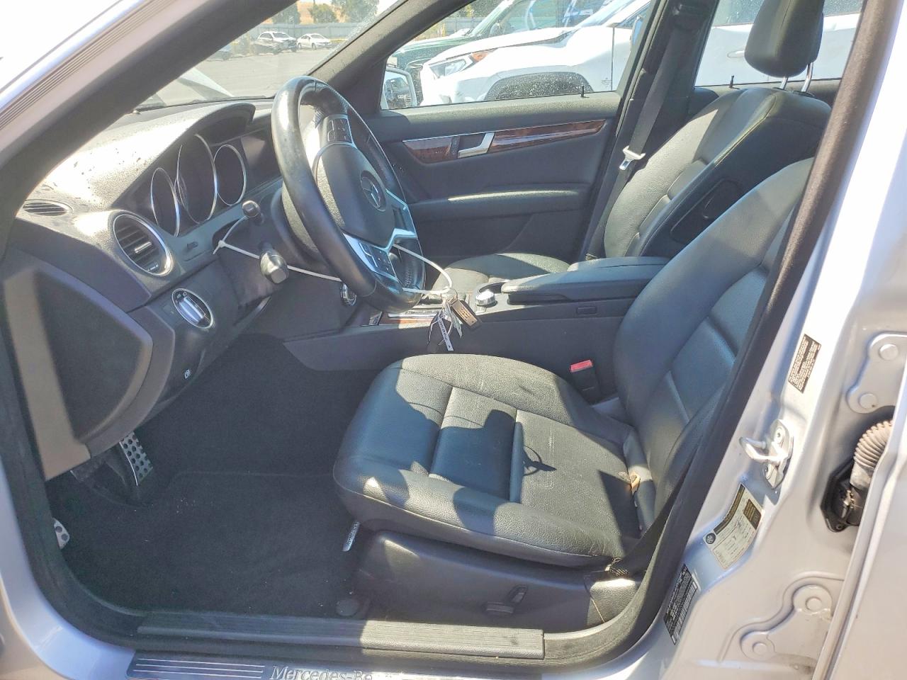 2012 Mercedes-benz C 250 Silver vin: WDDGF4HB9CR206062