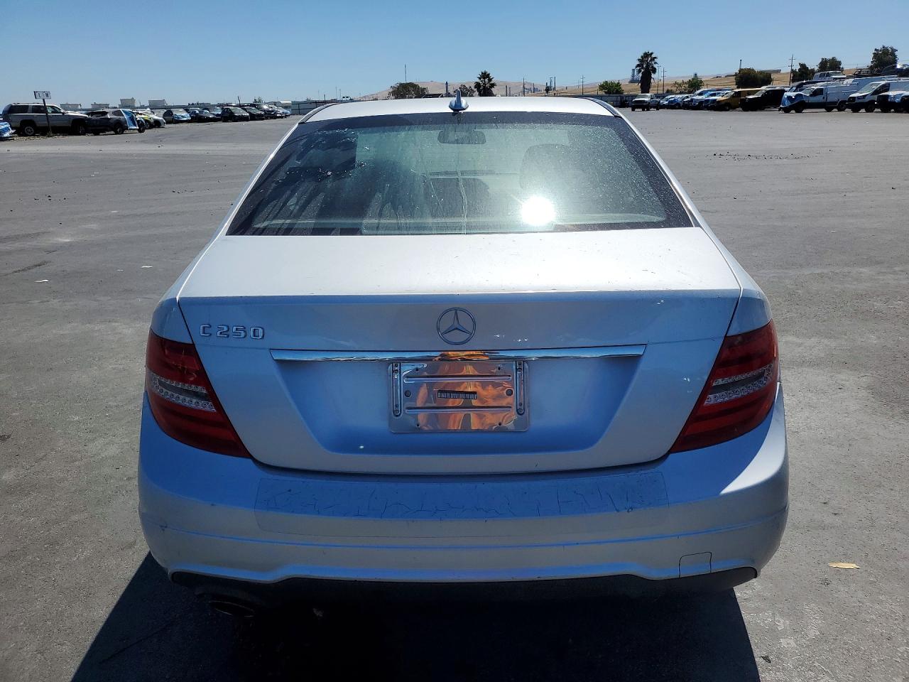 2012 Mercedes-benz C 250 Silver vin: WDDGF4HB9CR206062