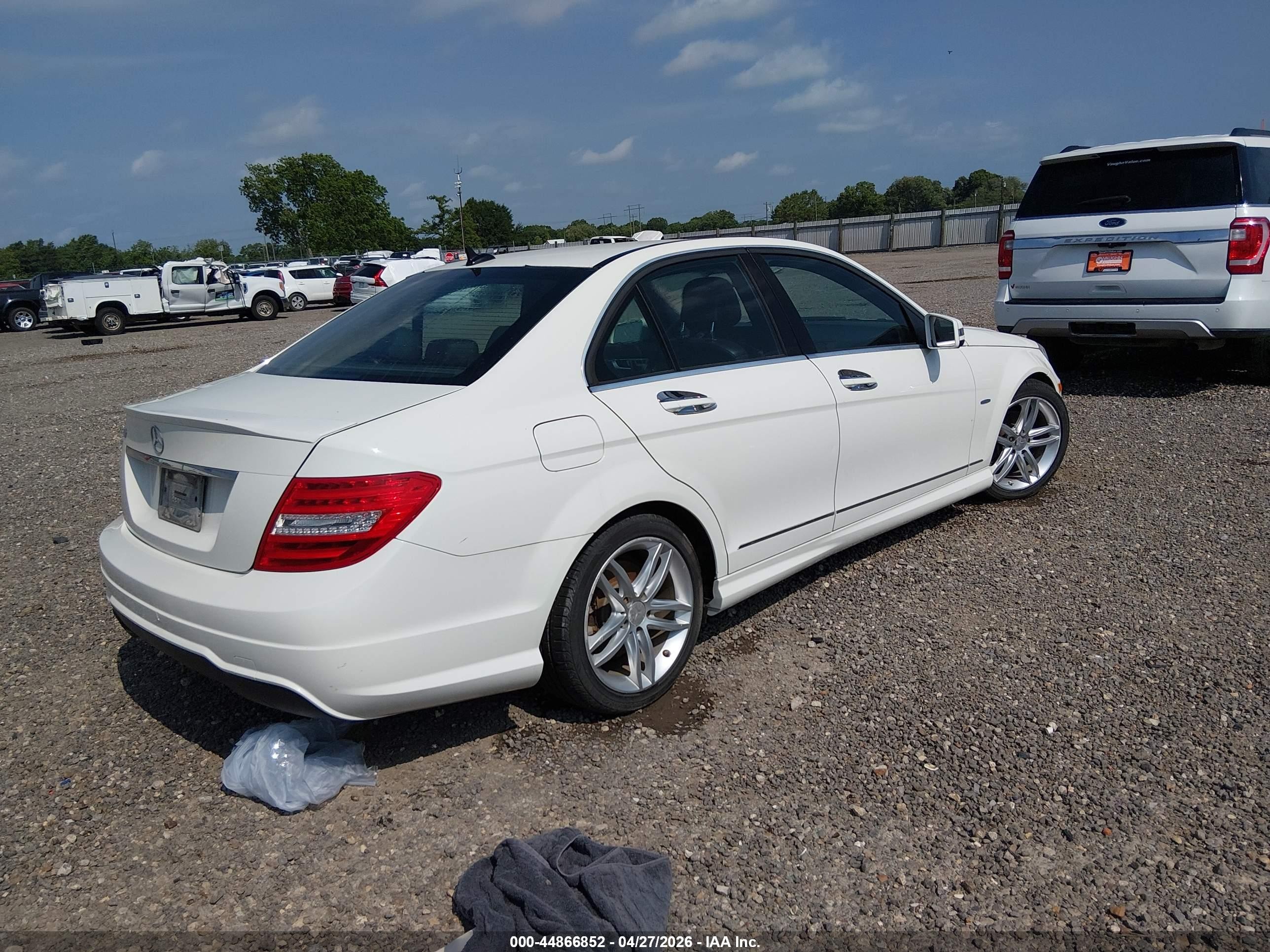 2012 Mercedes-benz C 250 Sport White vin: WDDGF4HB9CR231673