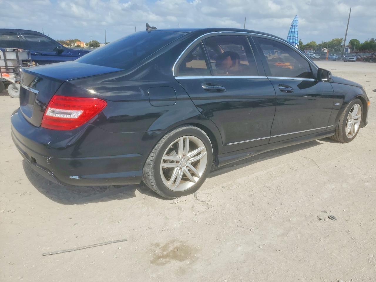 2012 Mercedes-benz C 250 Black vin: WDDGF4HB9CR232791