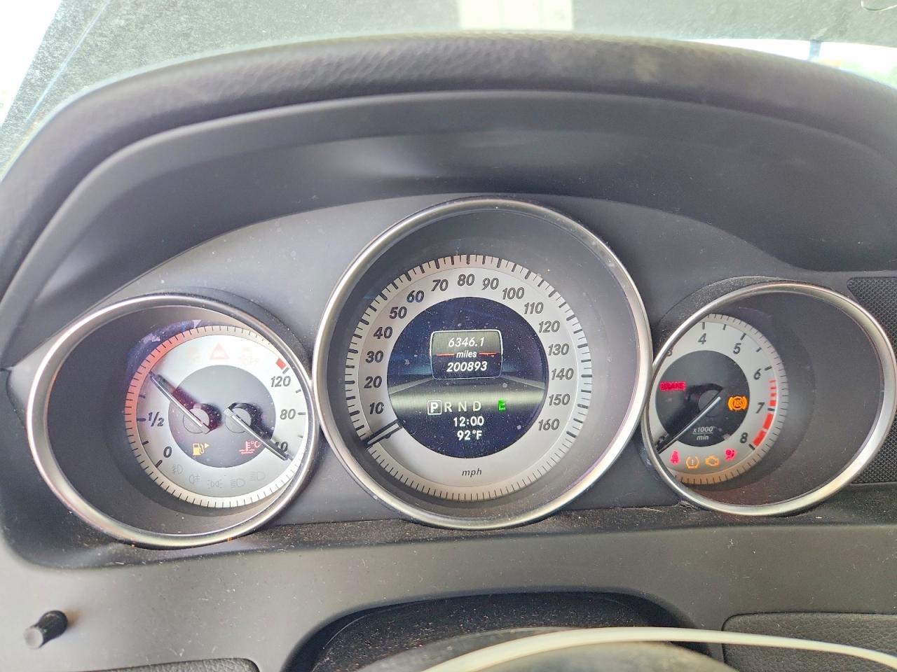 2013 Mercedes-benz C 250 Gray vin: WDDGF4HB9DA746267