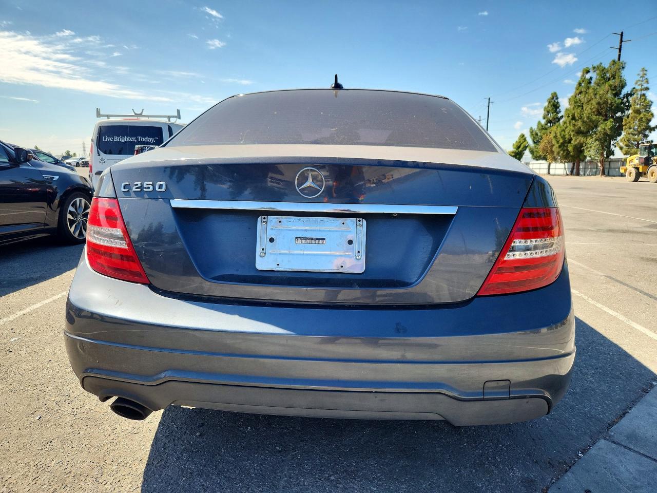 2013 Mercedes-benz C 250 Blue vin: WDDGF4HB9DA754482